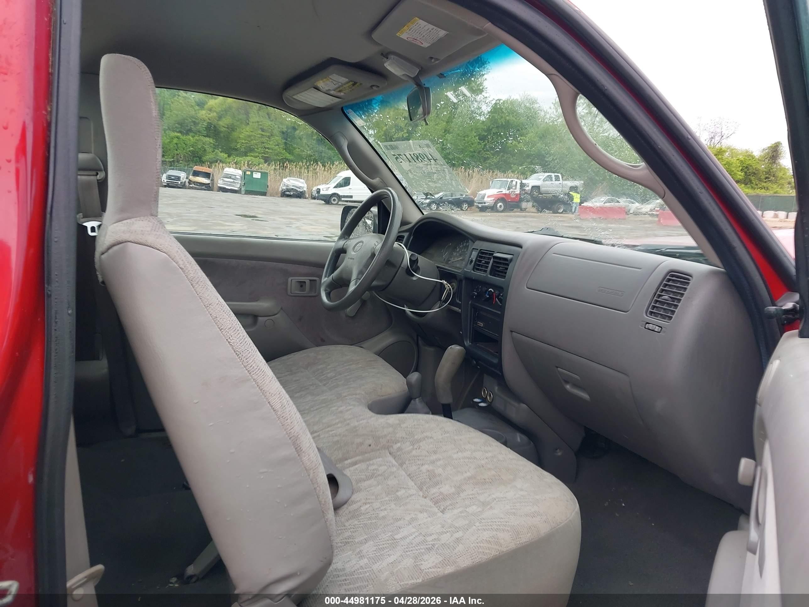 2004 Toyota Tacoma   Красный vin: 5TEPM62N04Z428803