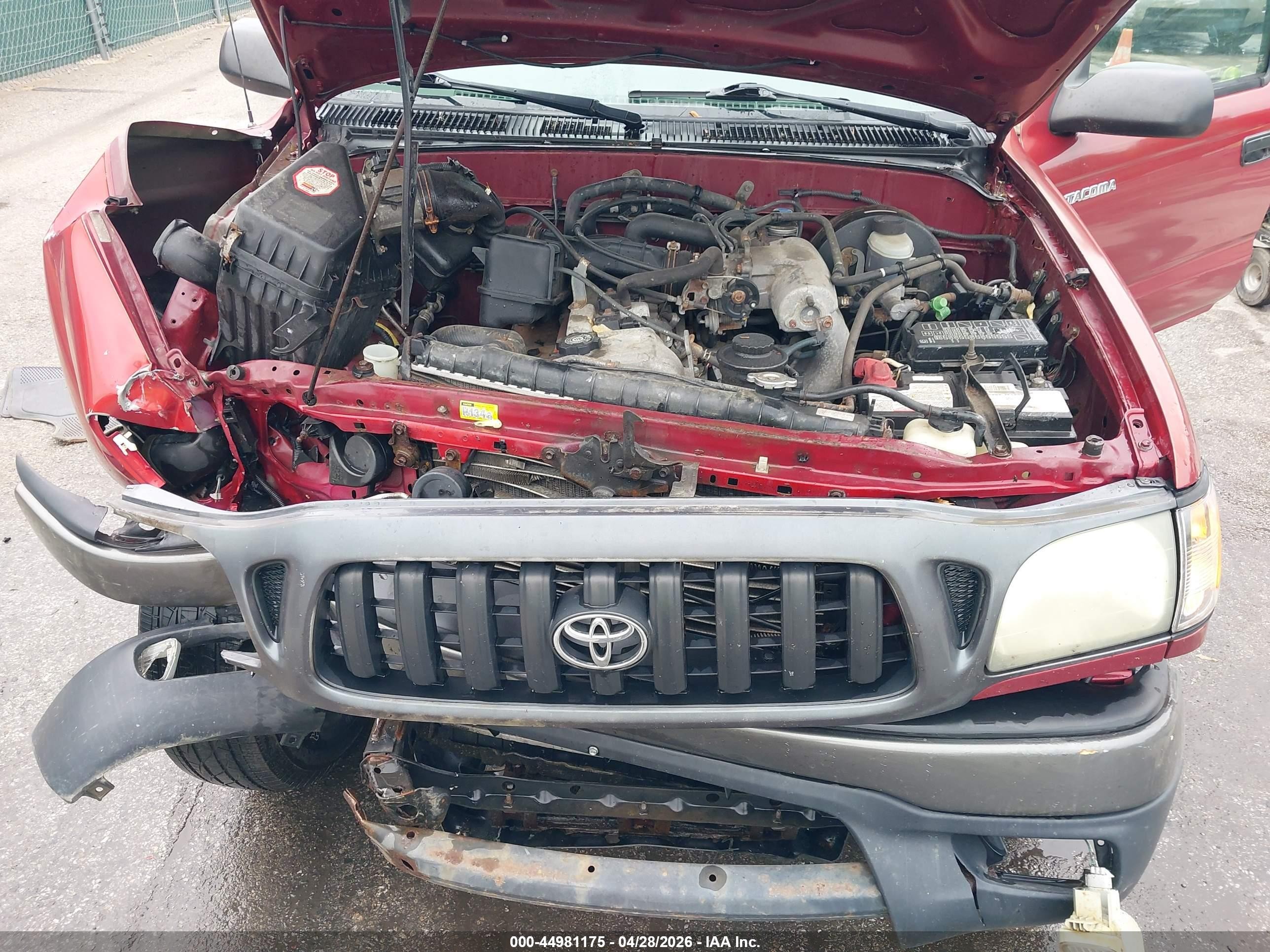 2004 Toyota Tacoma   Красный vin: 5TEPM62N04Z428803