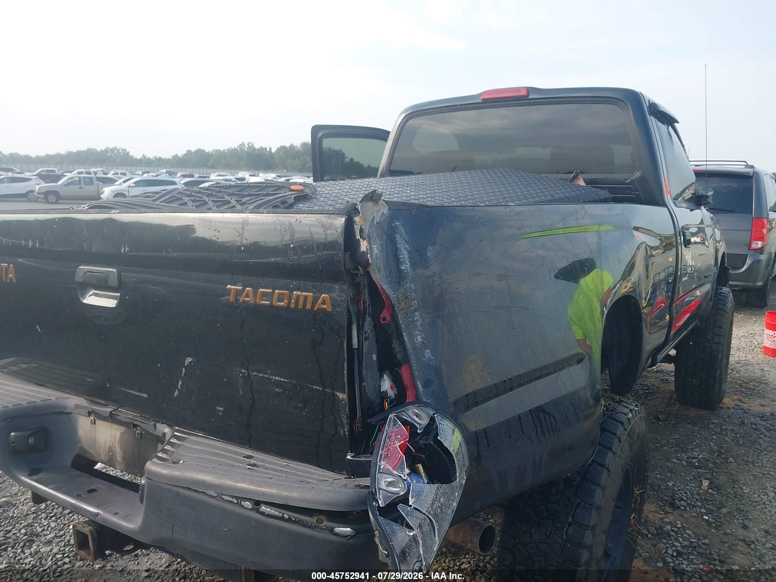 2004 Toyota Tacoma   Black vin: 5TEPM62N24Z379040