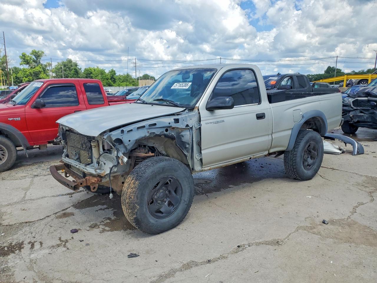 2001 Toyota Tacoma Base Silver vin: 5TEPM62N51Z809638