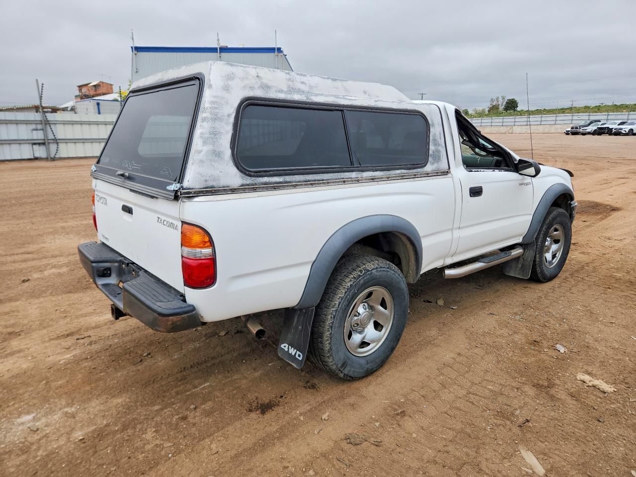 2002 Toyota Tacoma Base White vin: 5TEPM62N52Z041404