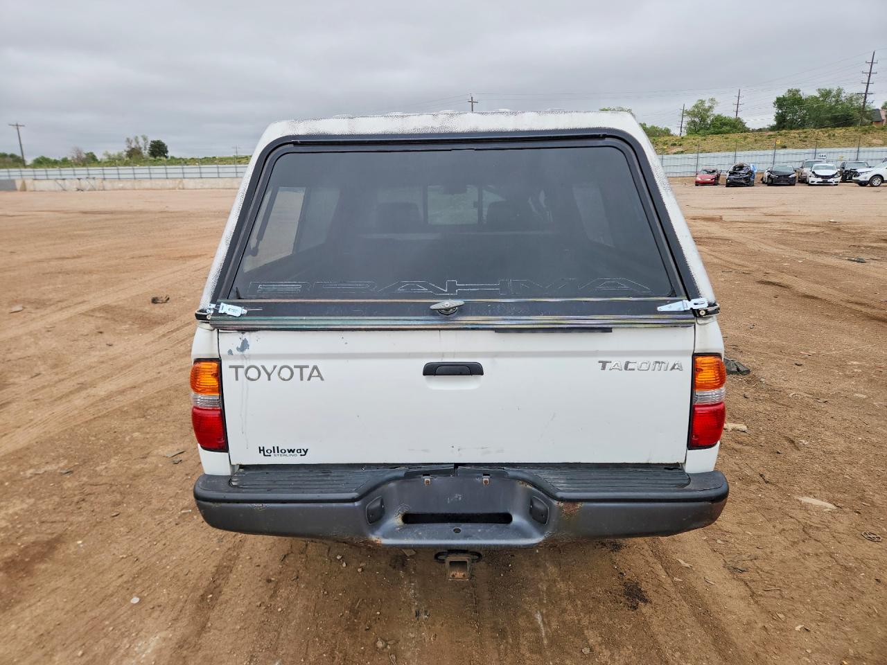 2002 Toyota Tacoma Base White vin: 5TEPM62N52Z041404