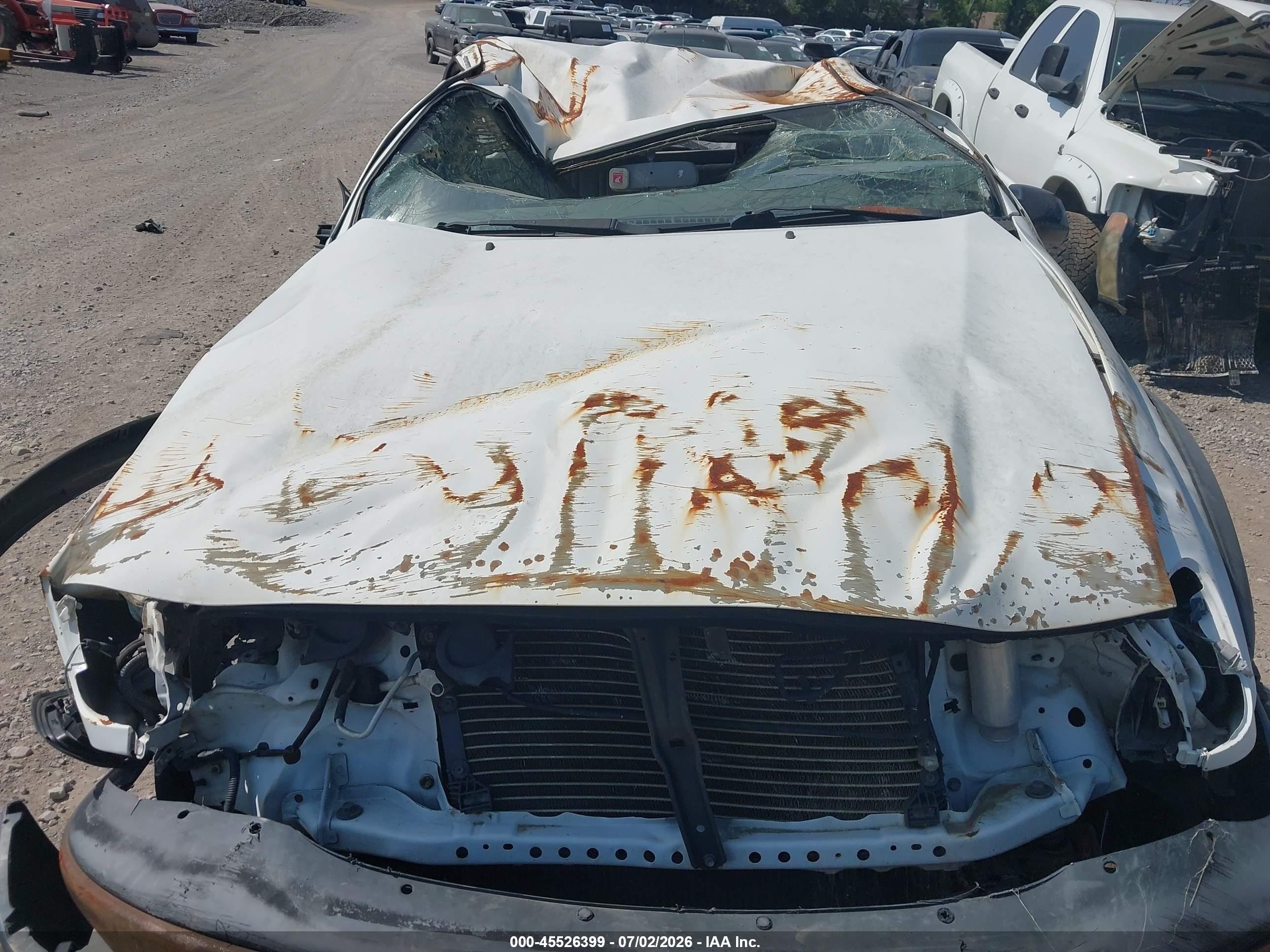 2002 Toyota Tacoma   White vin: 5TEPM62N62Z105708