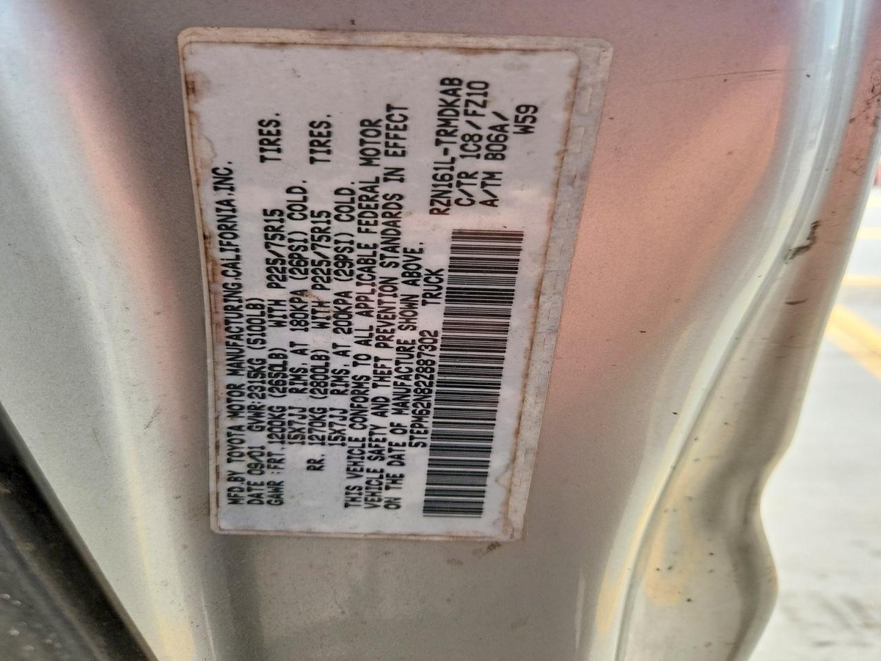 2002 Toyota Tacoma Base Silver vin: 5TEPM62N82Z887302