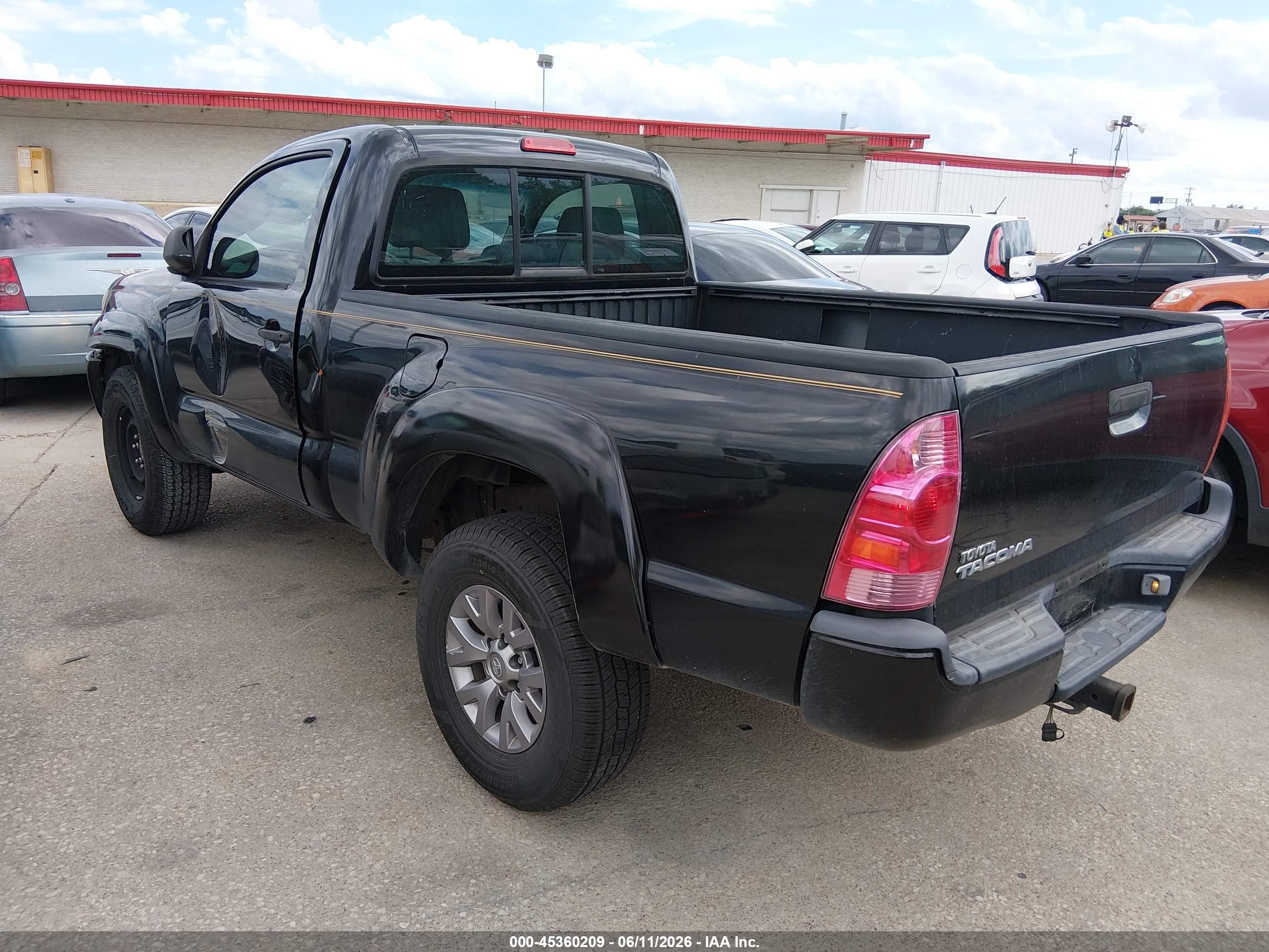 2005 Toyota Tacoma   Black vin: 5TEPX42N05Z071314
