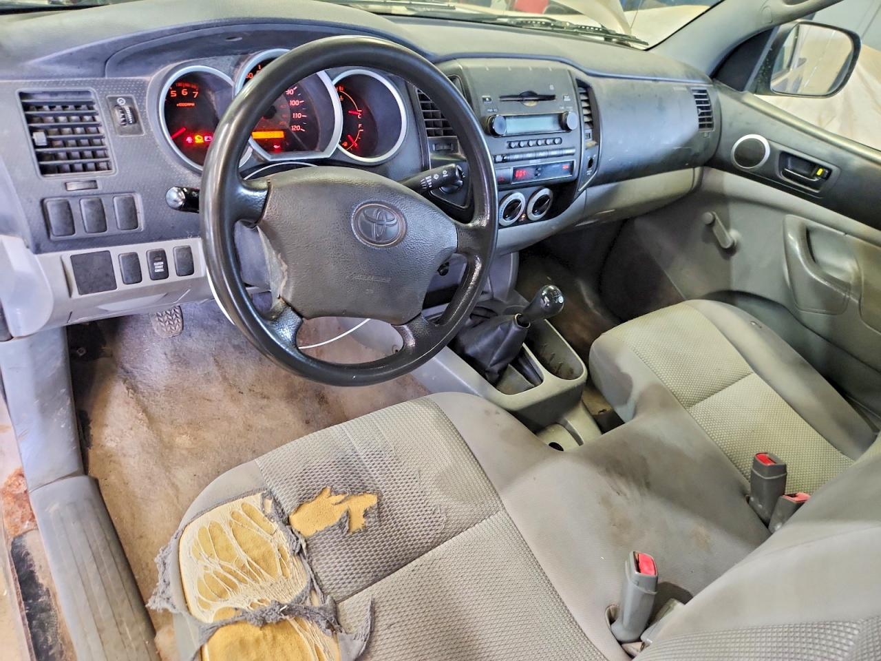 2006 Toyota Tacoma Base Gold vin: 5TEPX42N06Z297418