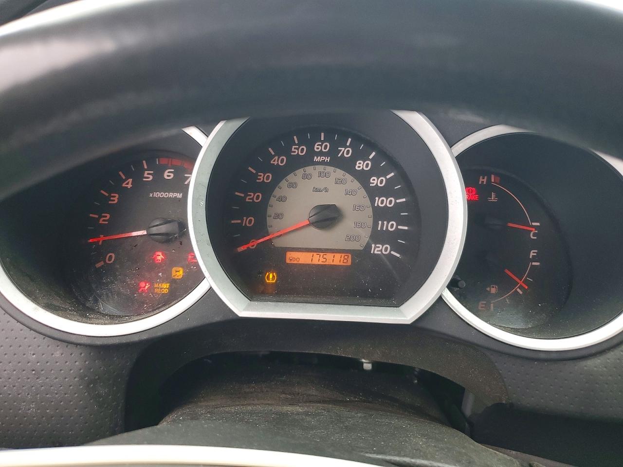 2009 Toyota Tacoma Base Silver vin: 5TEPX42N09Z615042