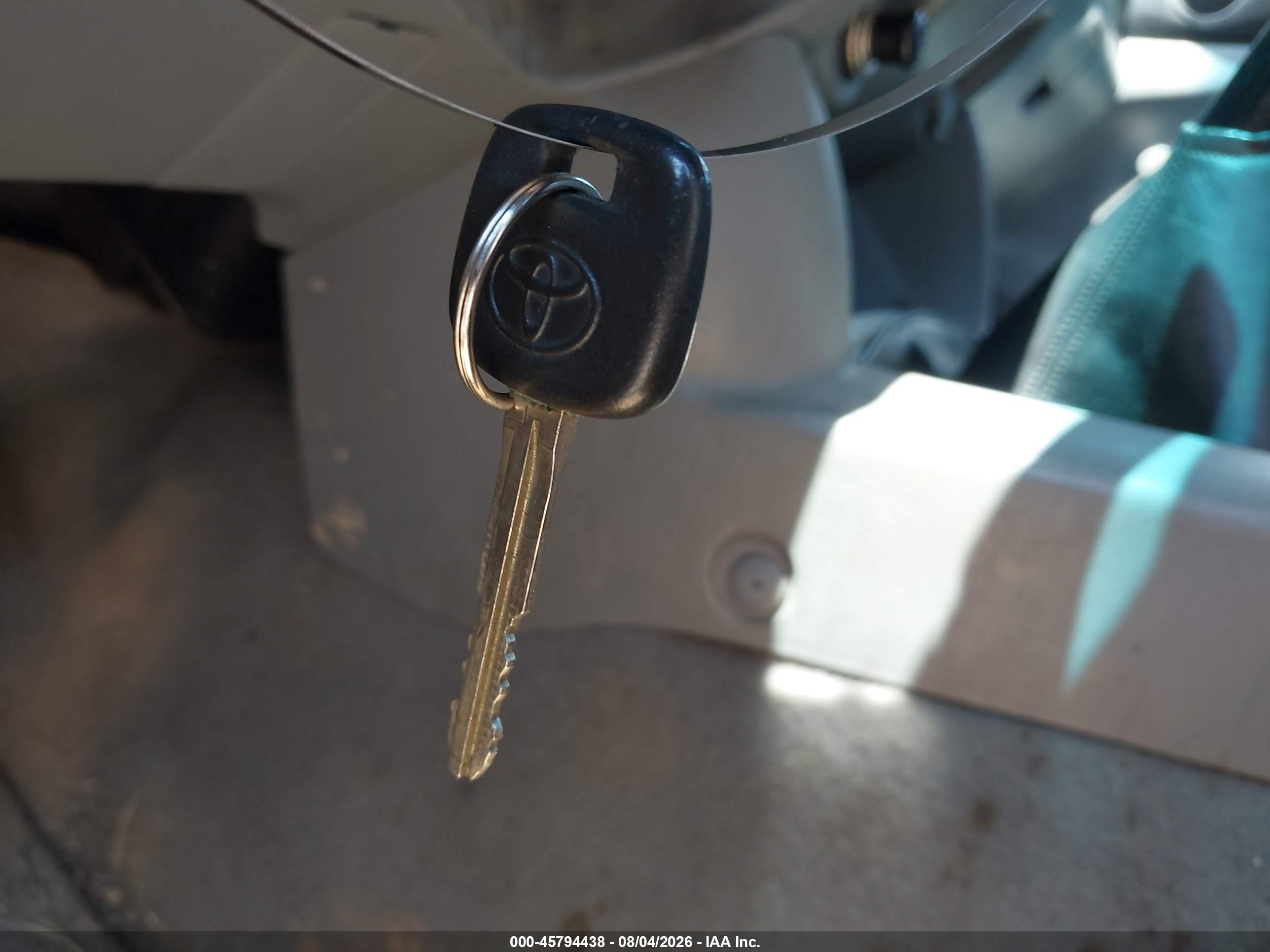 2007 Toyota Tacoma   Красный vin: 5TEPX42N17Z327933
