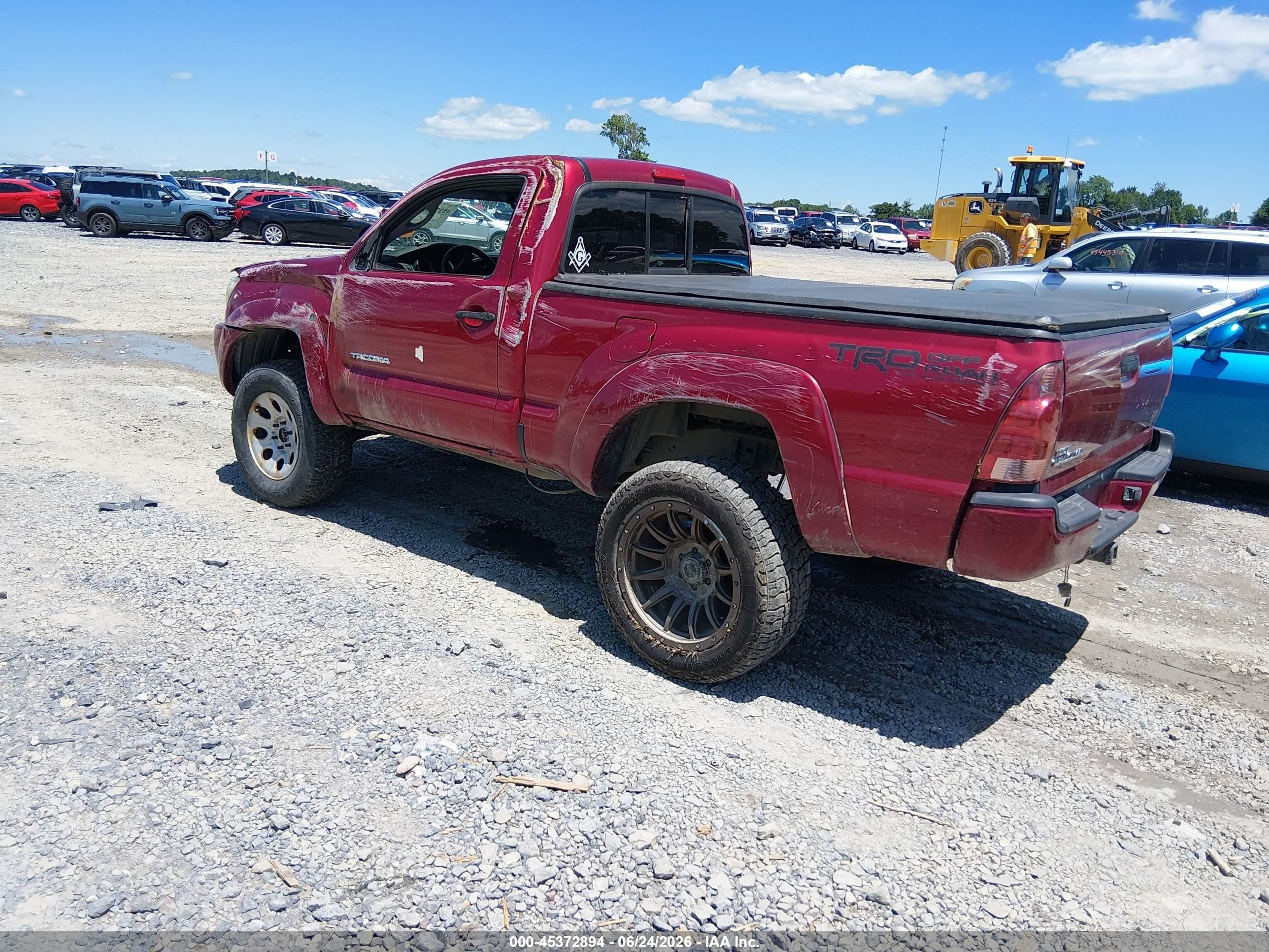 2007 Toyota Tacoma   Red vin: 5TEPX42N17Z454018