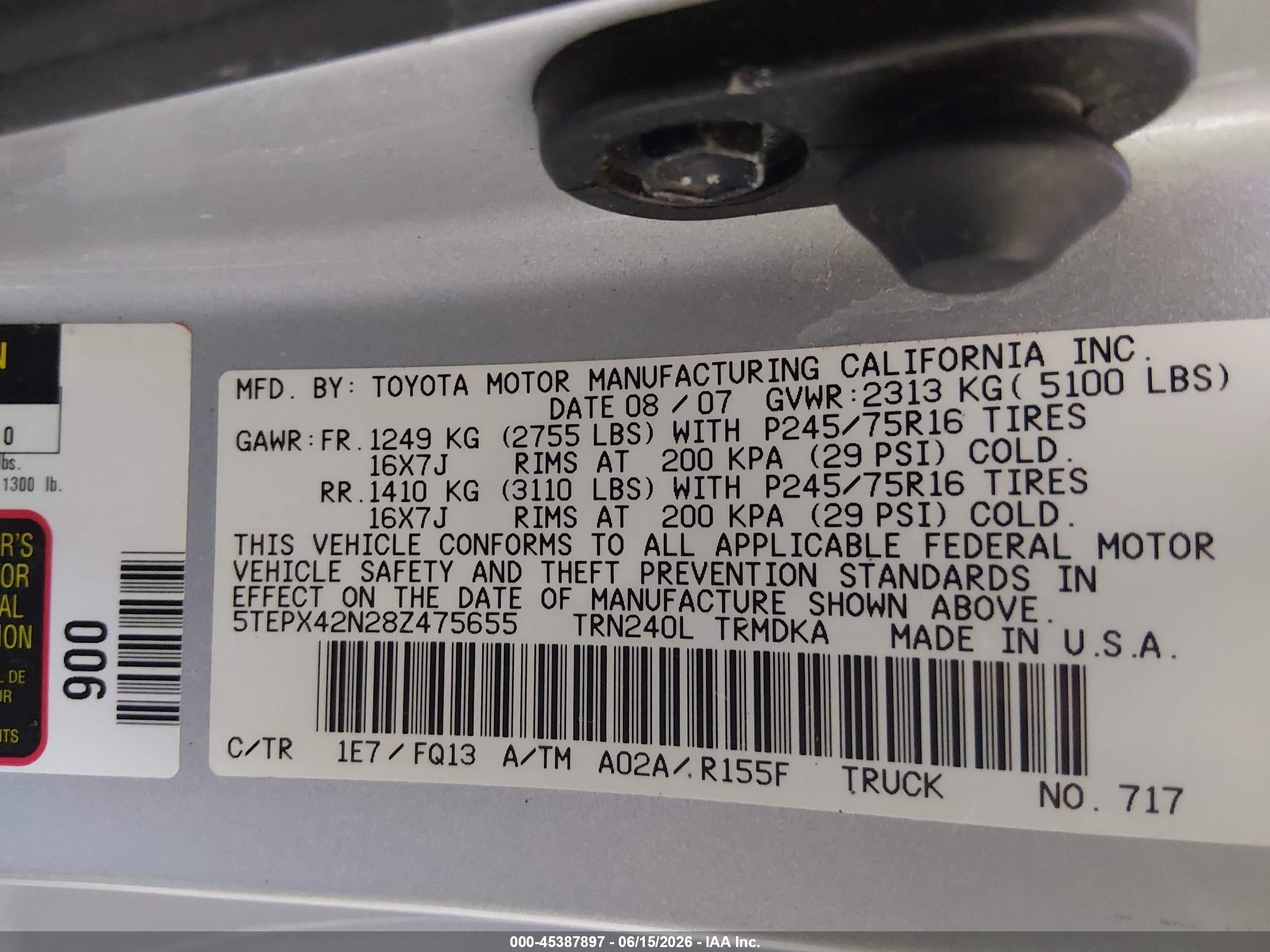 2008 Toyota Tacoma   Silver vin: 5TEPX42N28Z475655