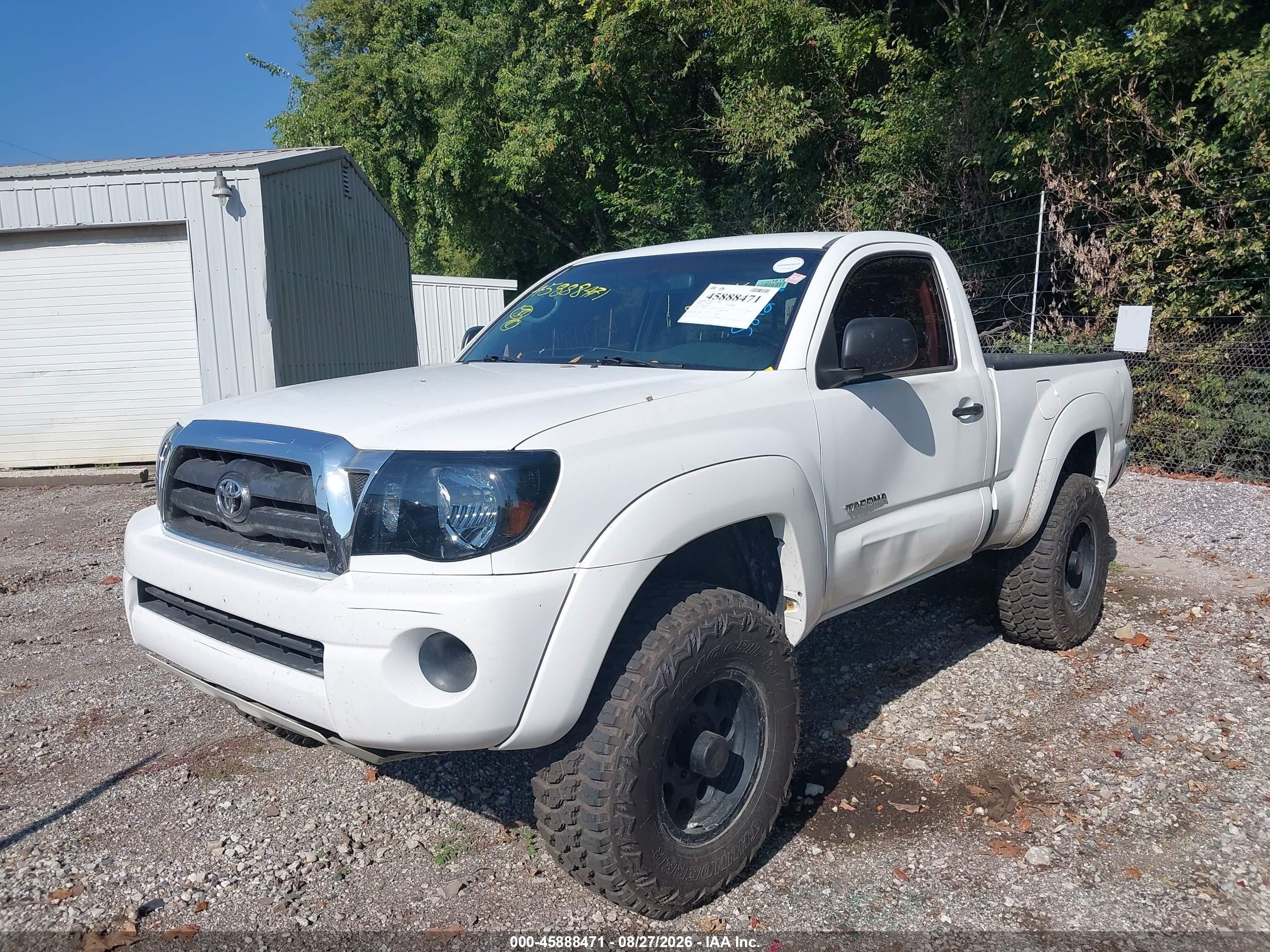 2009 Toyota Tacoma   White vin: 5TEPX42N59Z602996