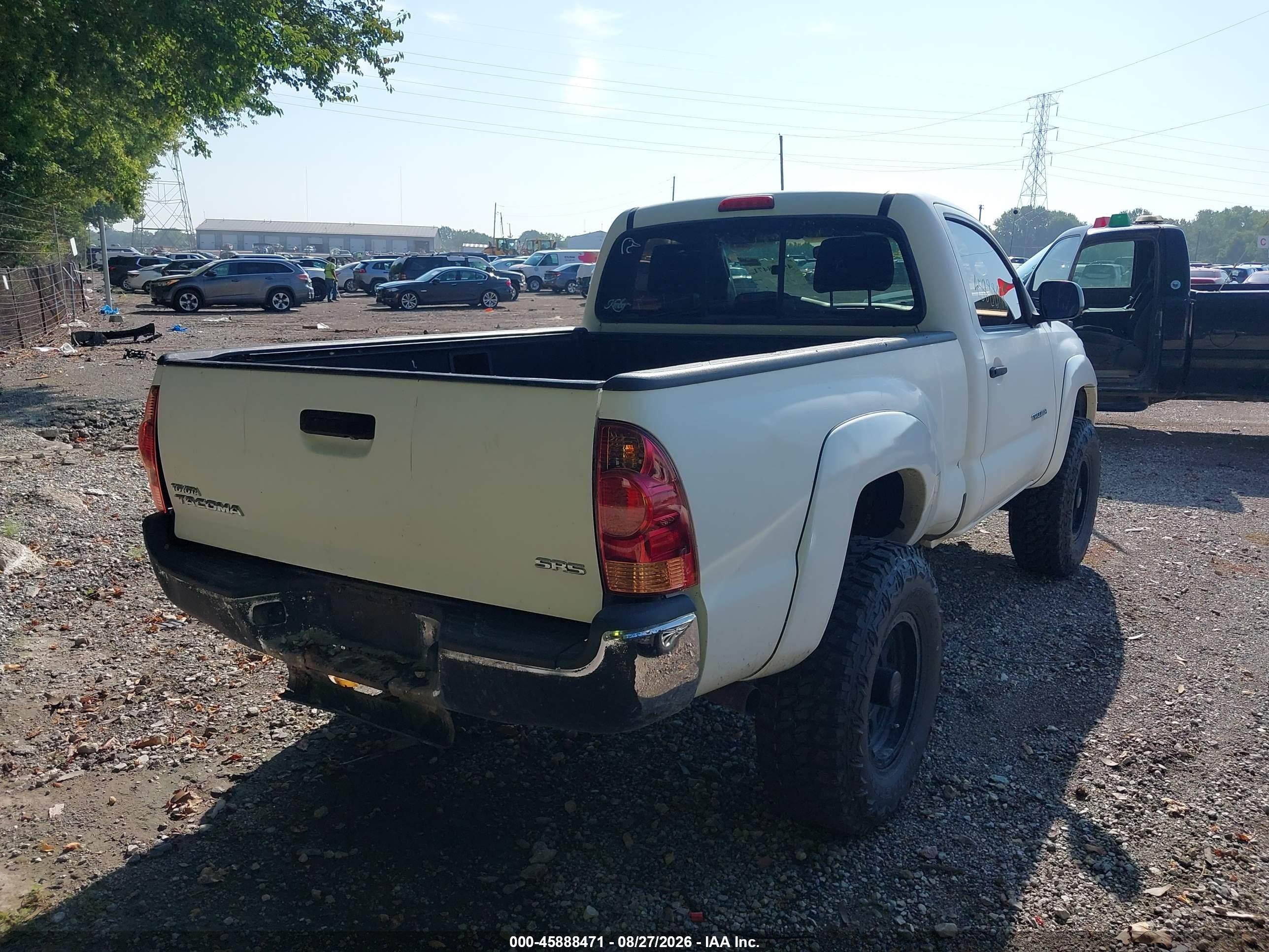 2009 Toyota Tacoma   White vin: 5TEPX42N59Z602996