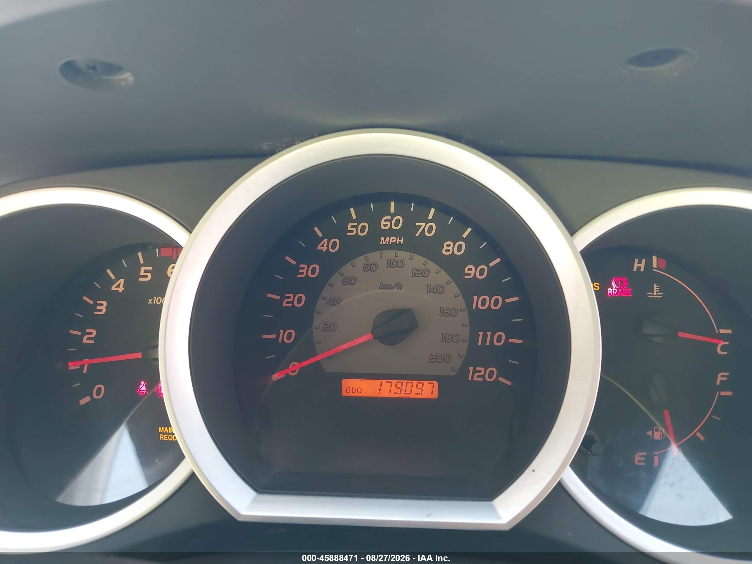 2009 Toyota Tacoma   White vin: 5TEPX42N59Z602996