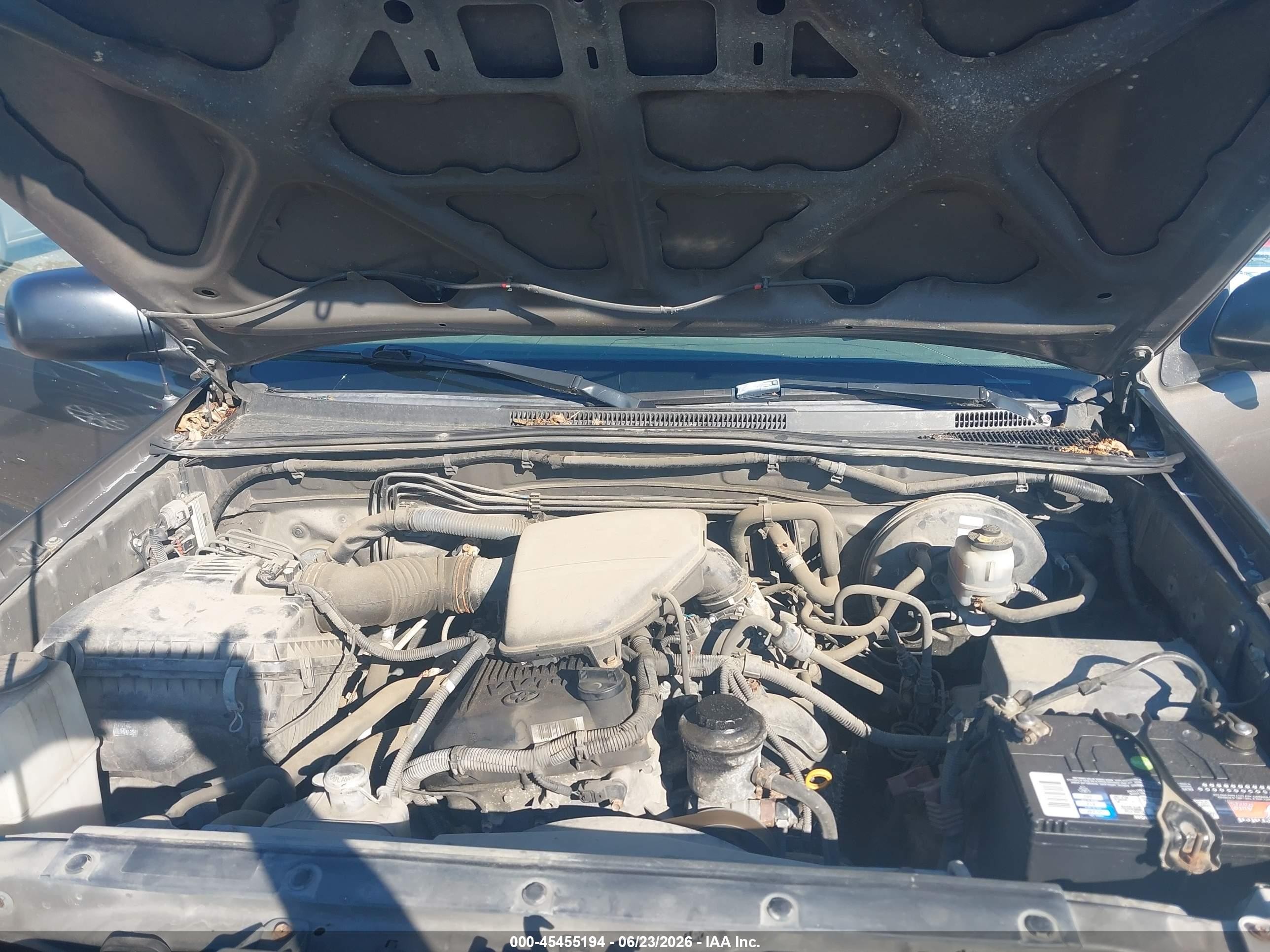 2009 Toyota Tacoma   Pewter vin: 5TEPX42N79Z652900