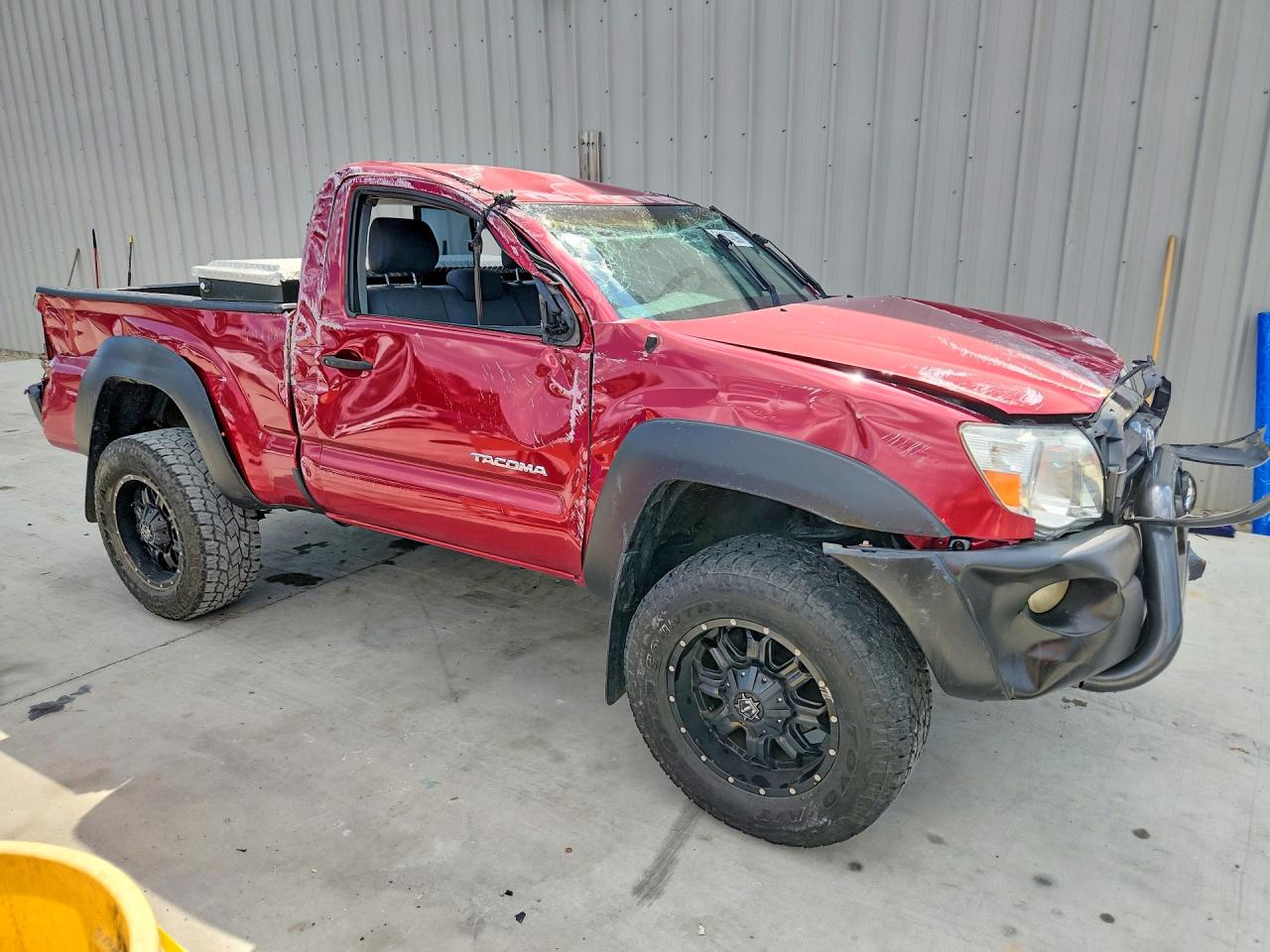 2008 Toyota Tacoma Base Red vin: 5TEPX42N88Z556482