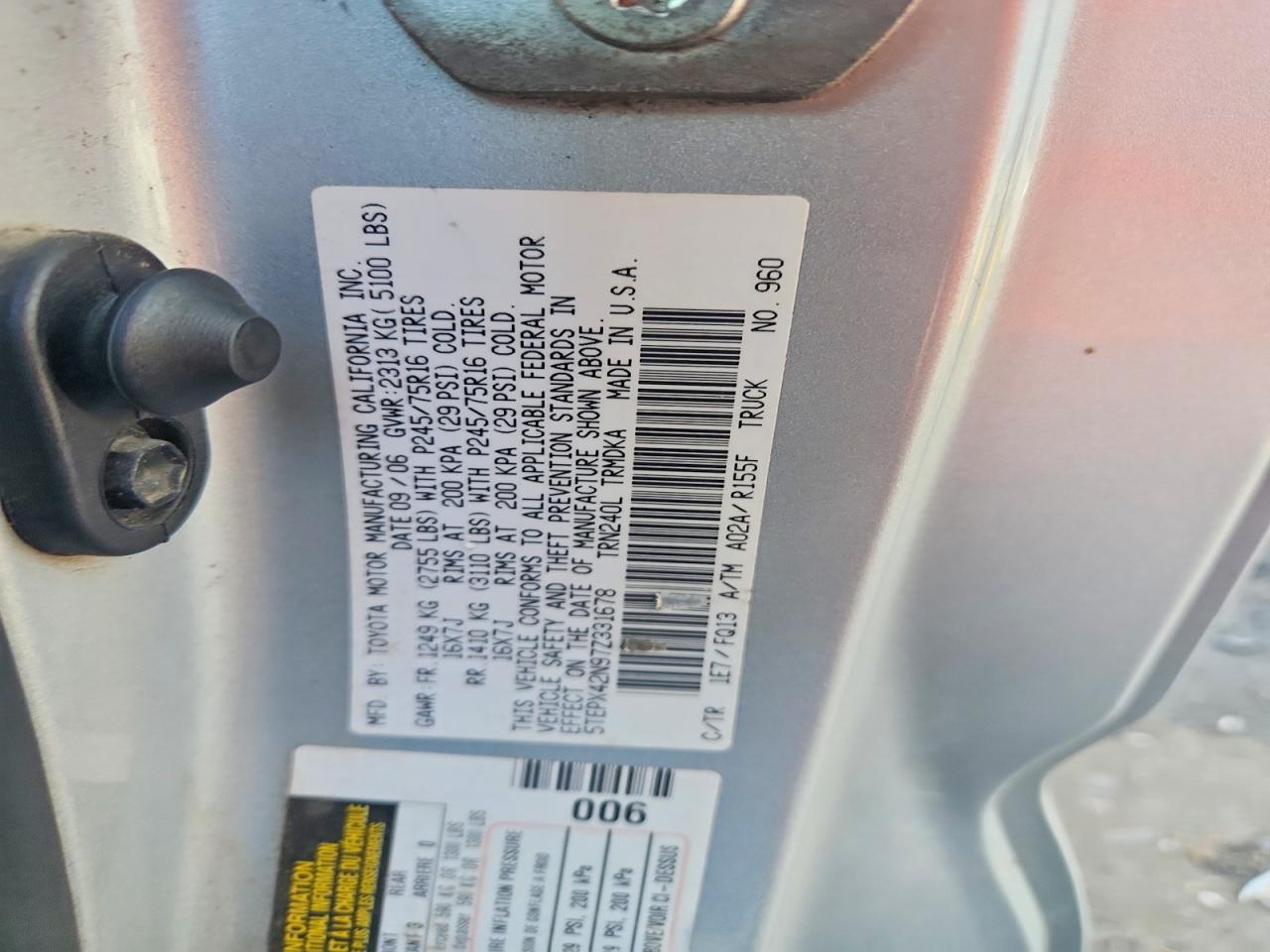 2007 Toyota Tacoma Base Silver vin: 5TEPX42N97Z331678