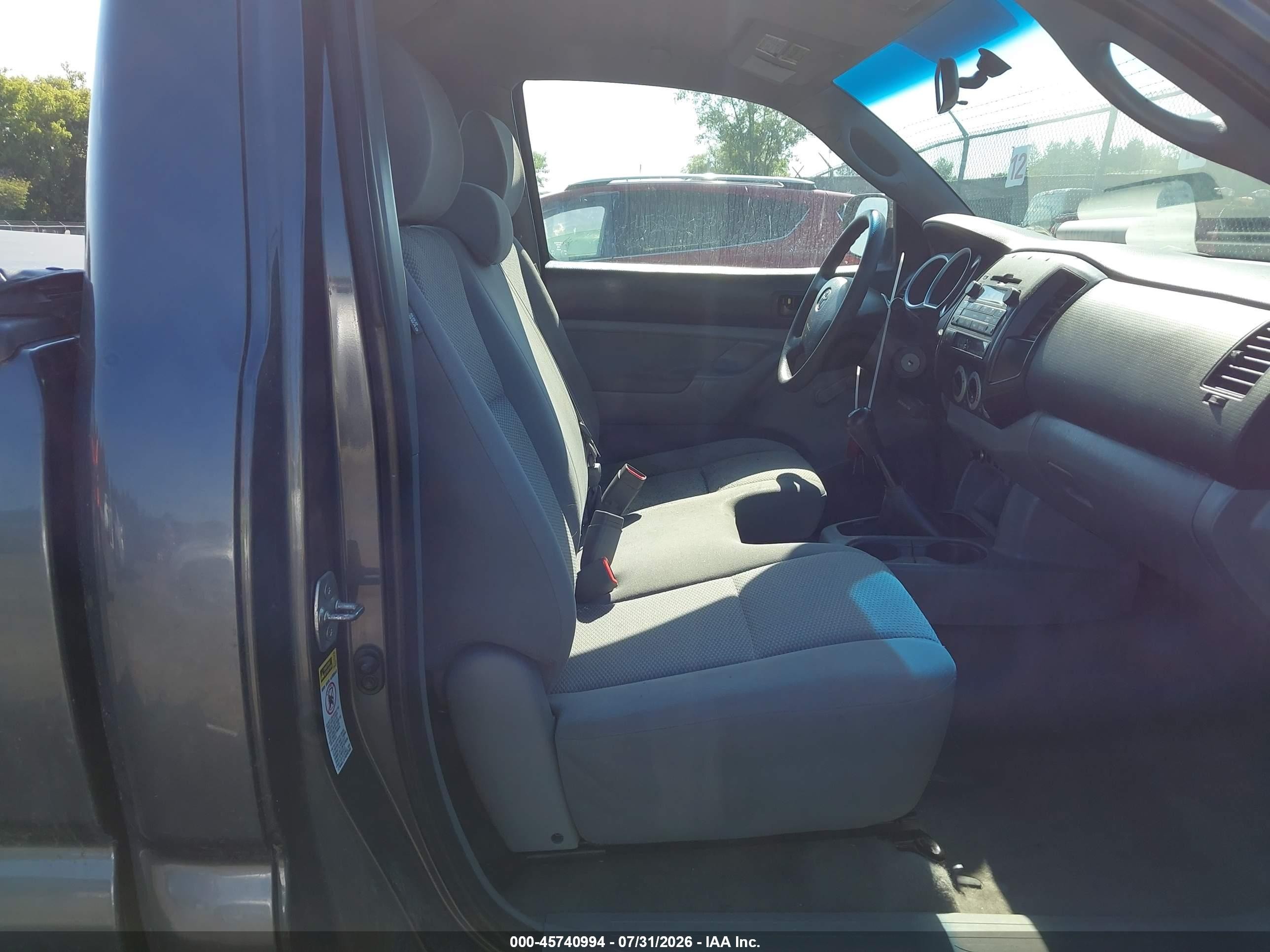 2010 Toyota Tacoma   Gray vin: 5TEPX4EN3AZ680810