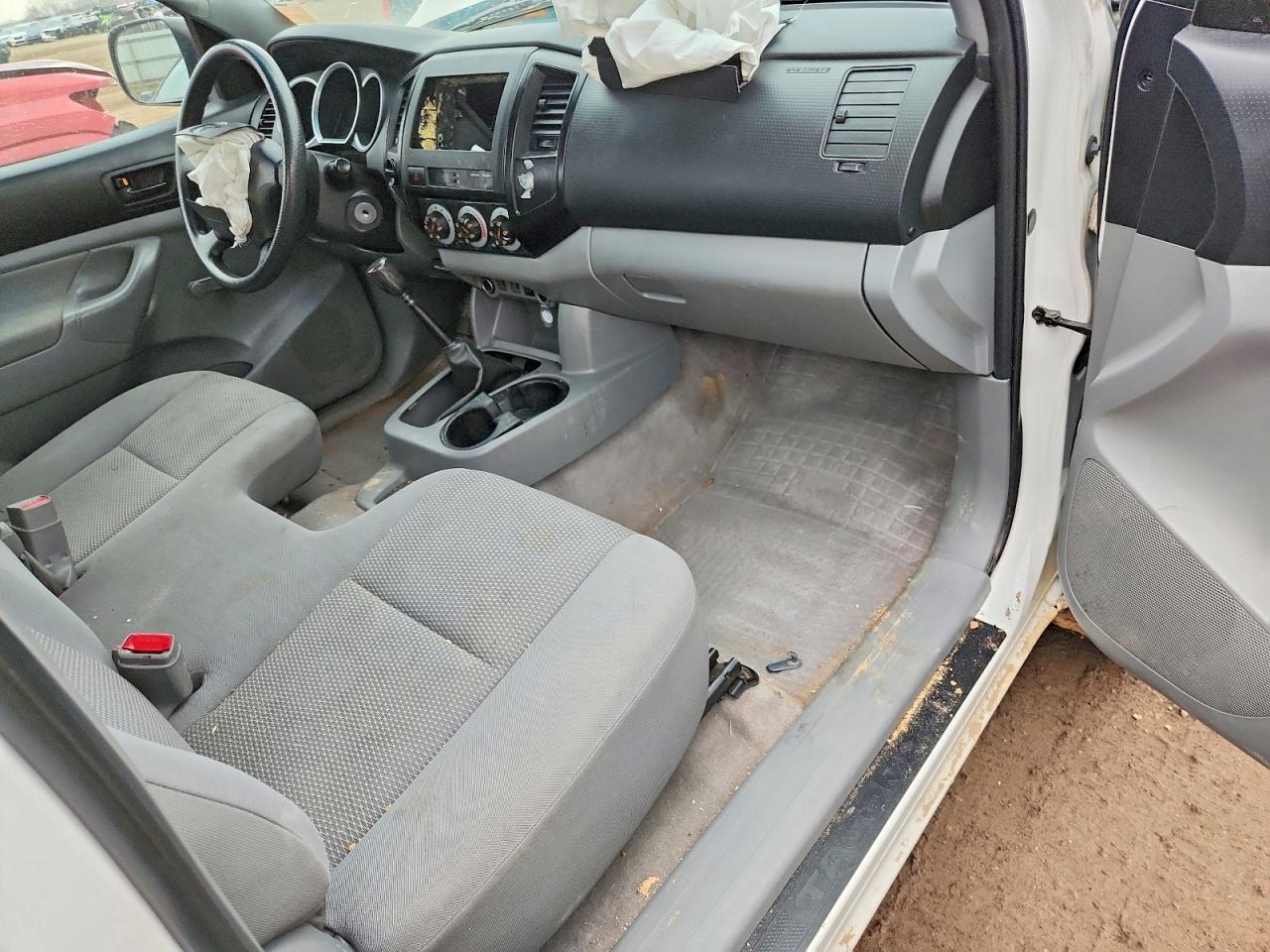 2010 Toyota Tacoma Base Белый vin: 5TEPX4EN8AZ743027