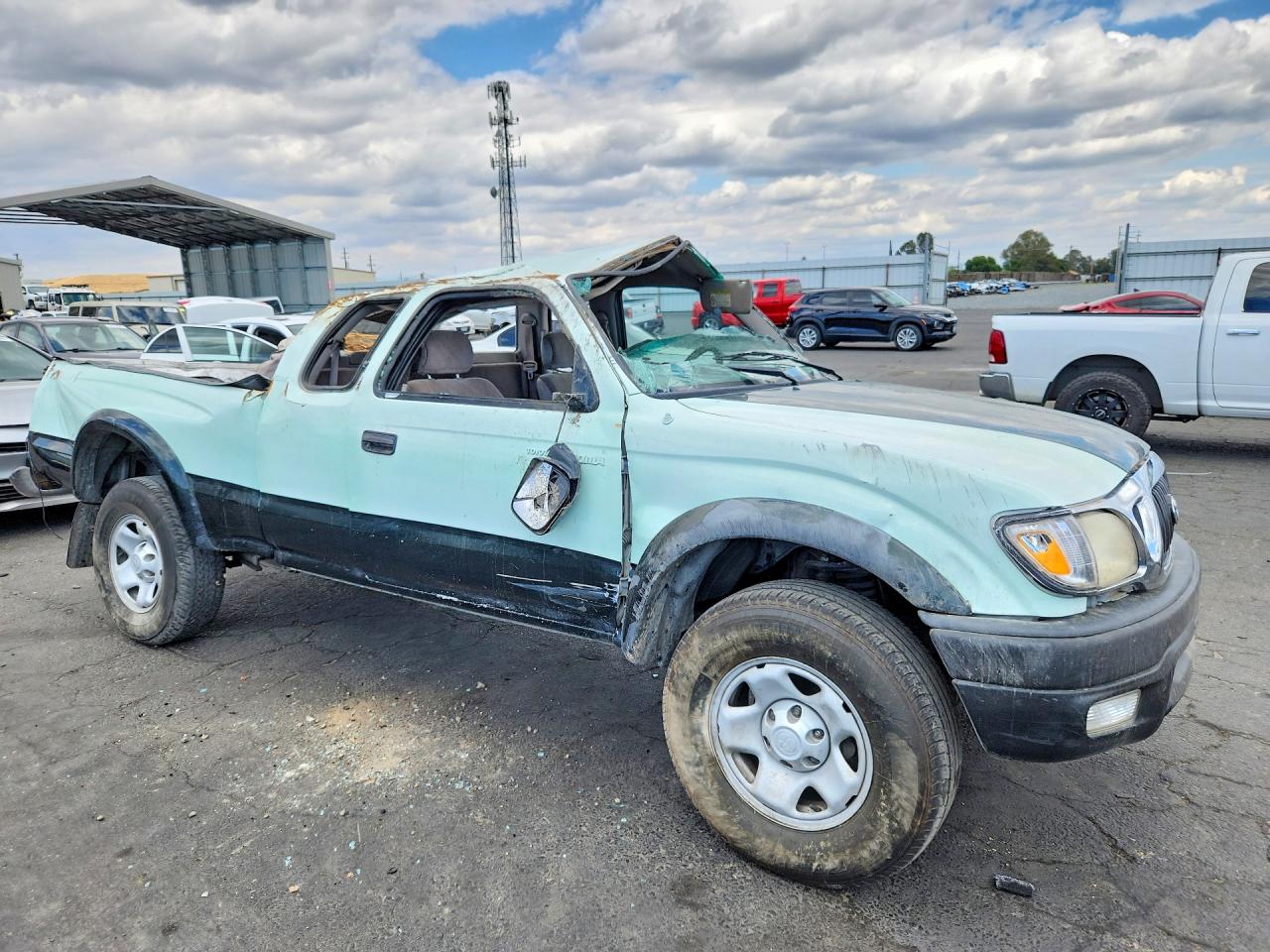 2001 Toyota Tacoma Xtracab Prerunner Two Tone vin: 5TESM92N01Z846186