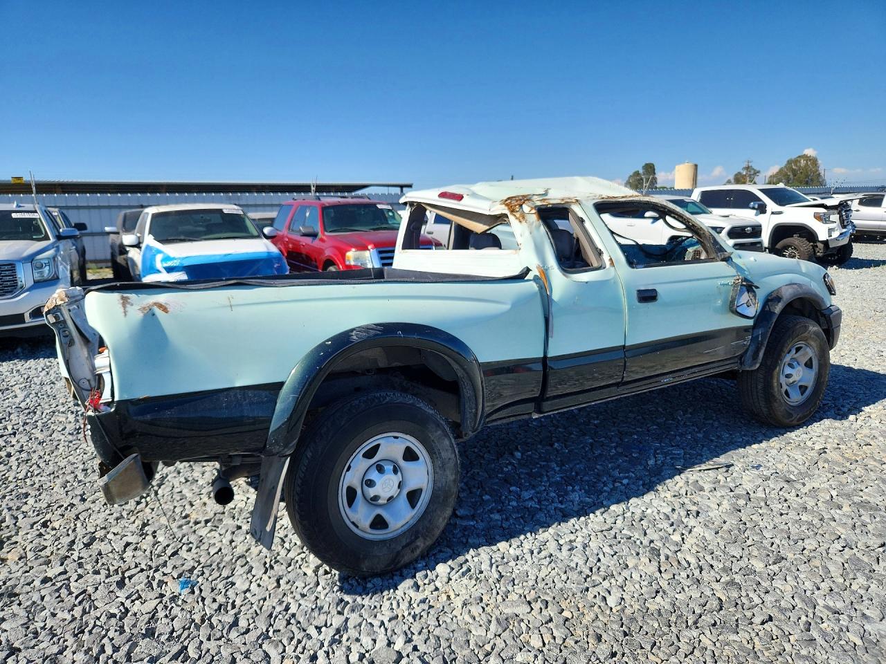 2001 Toyota Tacoma Xtracab Prerunner Two Tone vin: 5TESM92N01Z846186