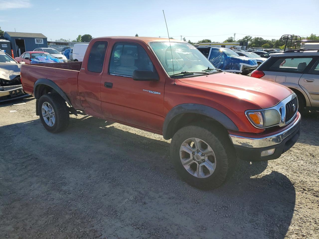 2002 Toyota Tacoma Xtracab Prerunner Red vin: 5TESM92N22Z032235