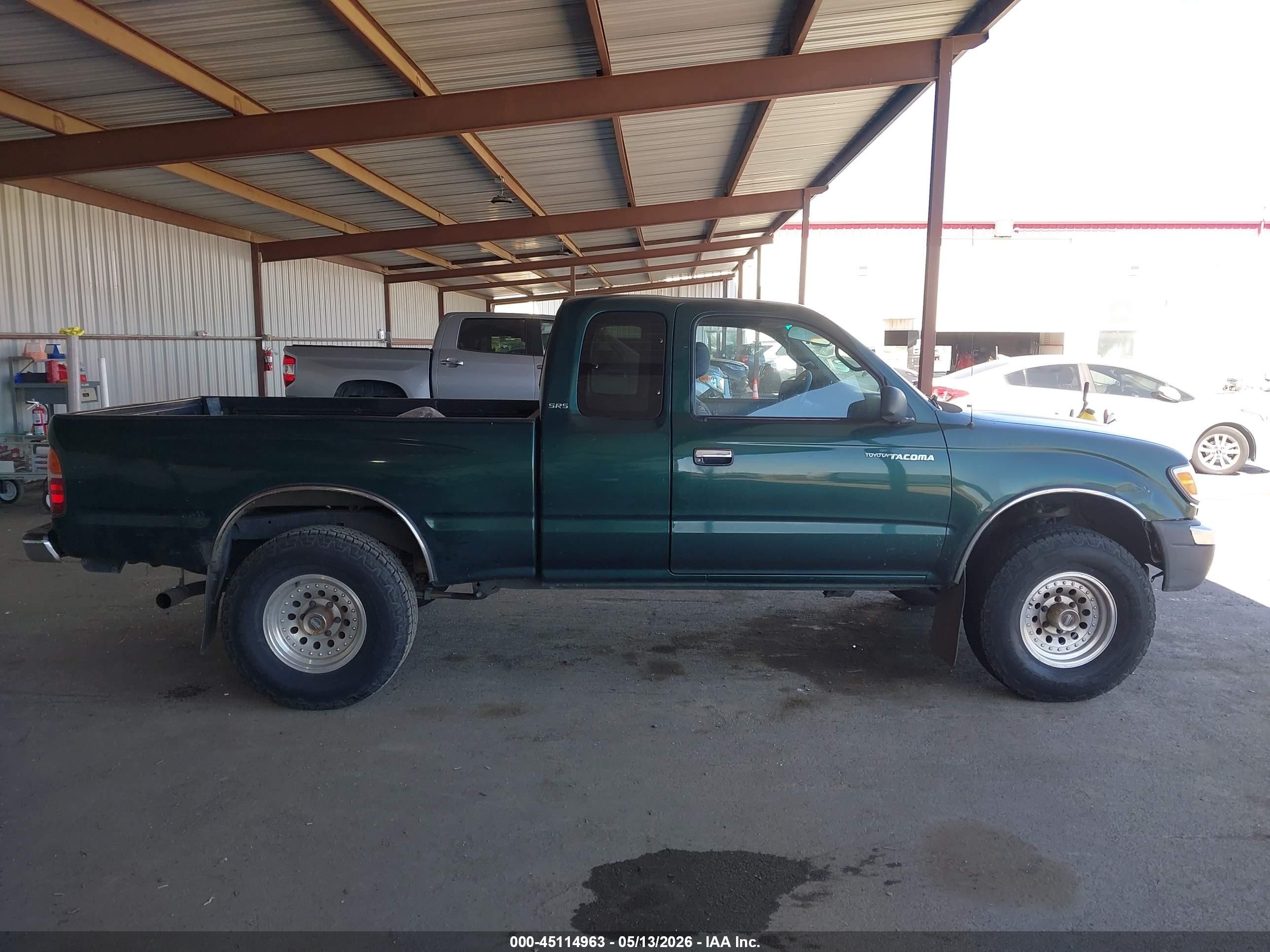 2000 Toyota Tacoma Prerunner Green vin: 5TESM92N2YZ696625