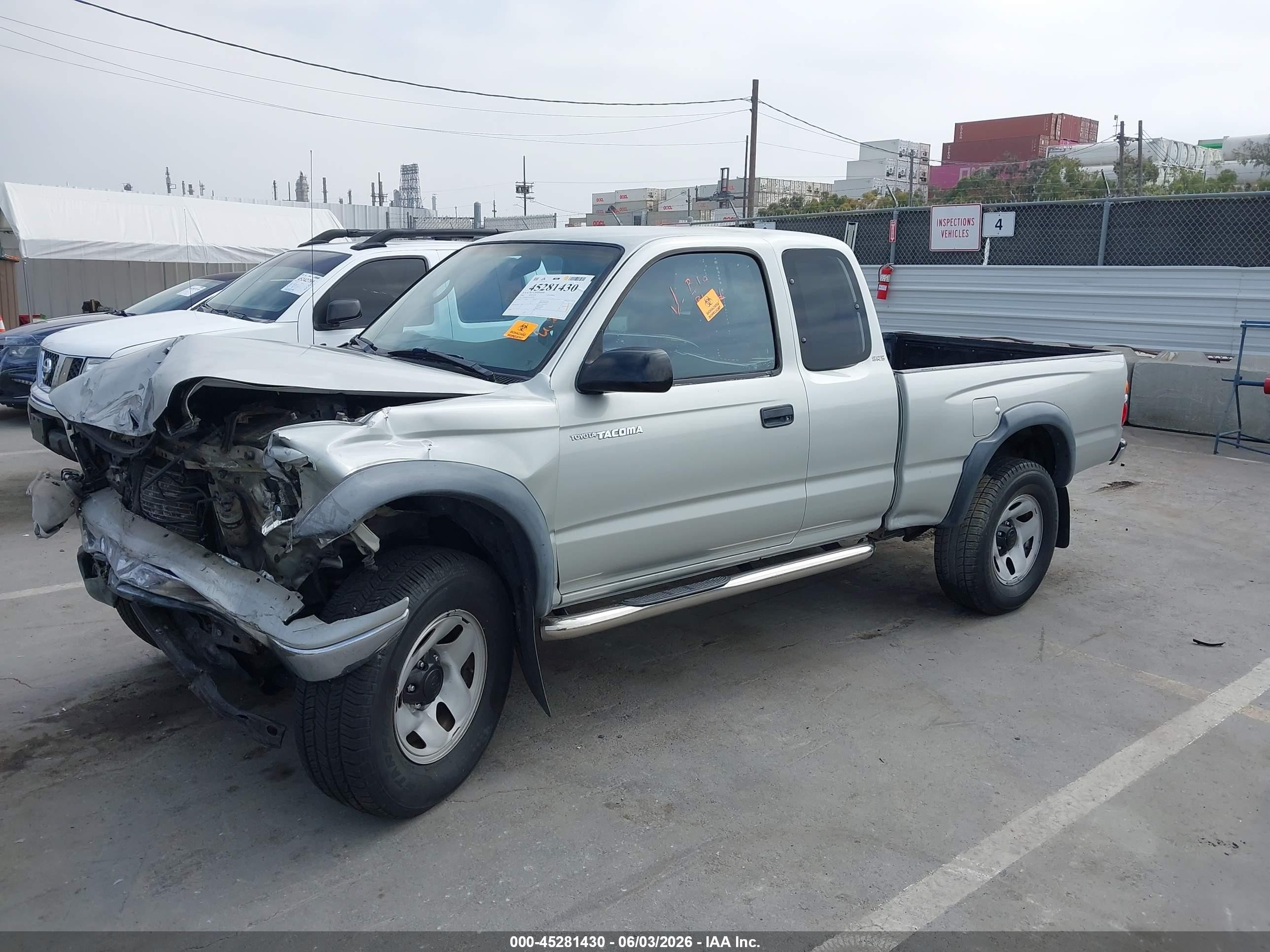 2002 Toyota Tacoma Prerunner Silver vin: 5TESM92N32Z128701