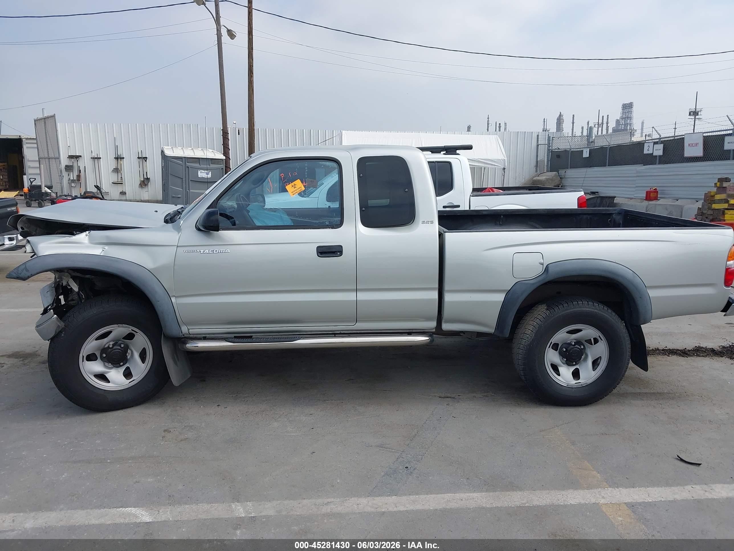 2002 Toyota Tacoma Prerunner Silver vin: 5TESM92N32Z128701