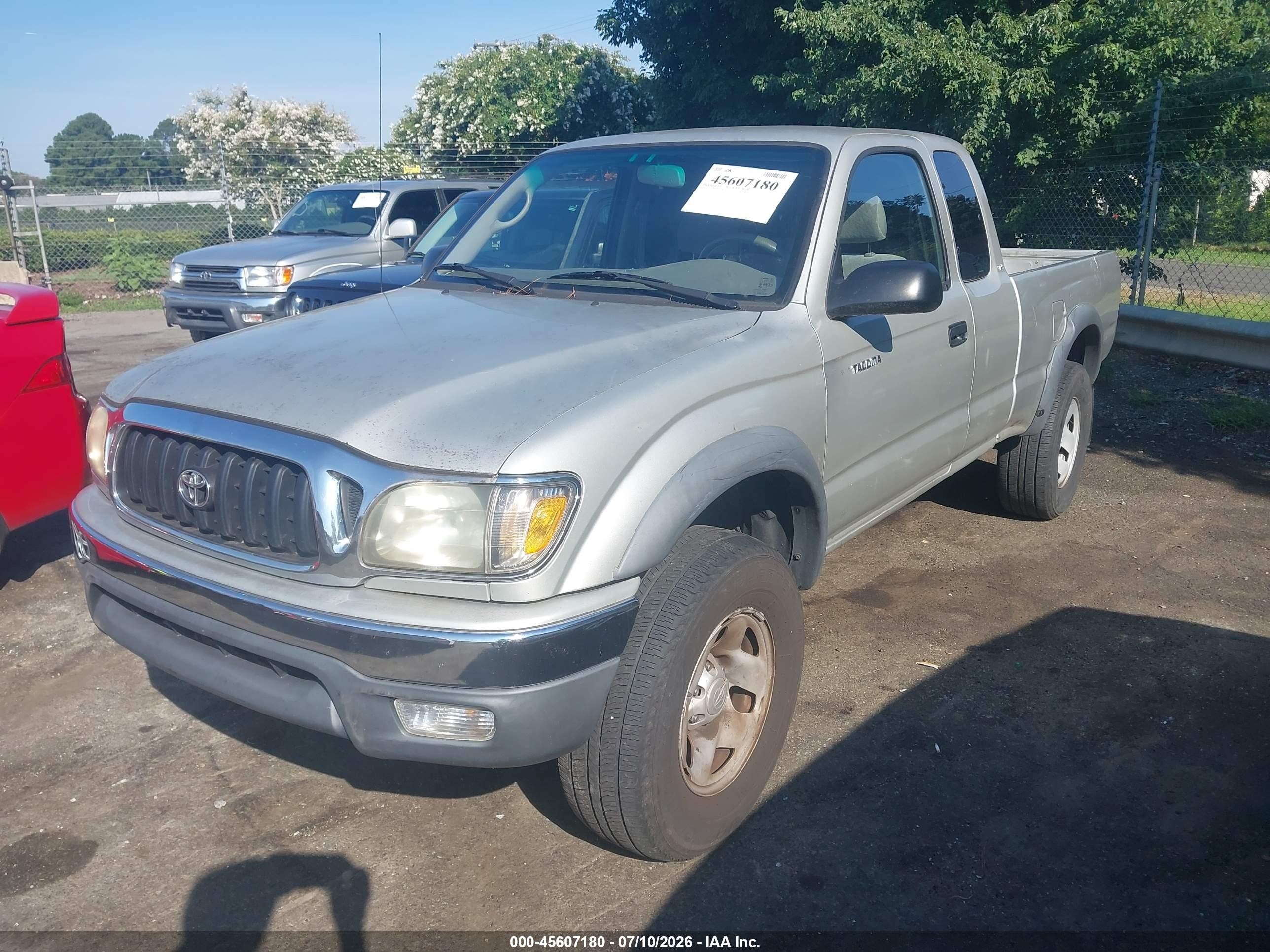 2001 Toyota Tacoma Prerunner Silver vin: 5TESM92N41Z845025