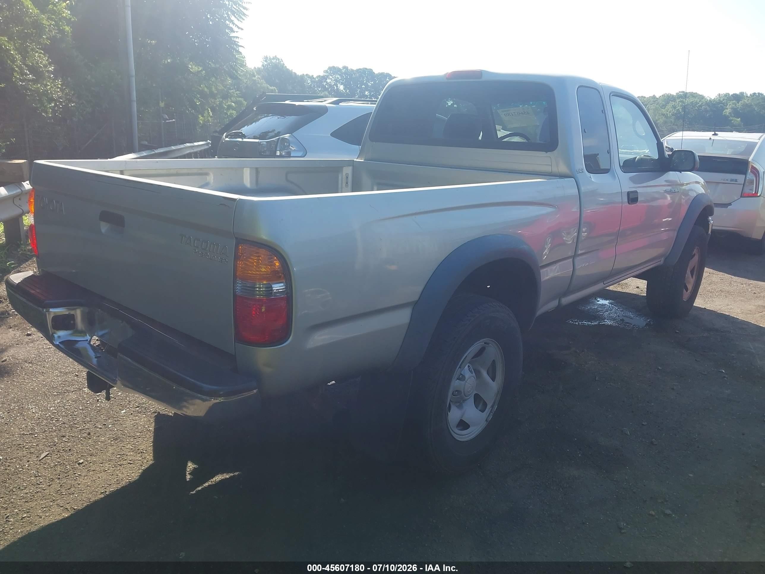 2001 Toyota Tacoma Prerunner Silver vin: 5TESM92N41Z845025