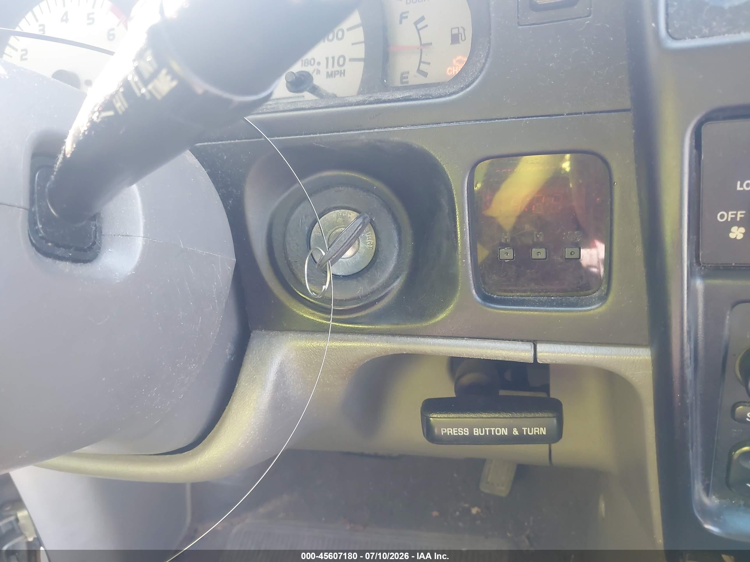 2001 Toyota Tacoma Prerunner Silver vin: 5TESM92N41Z845025