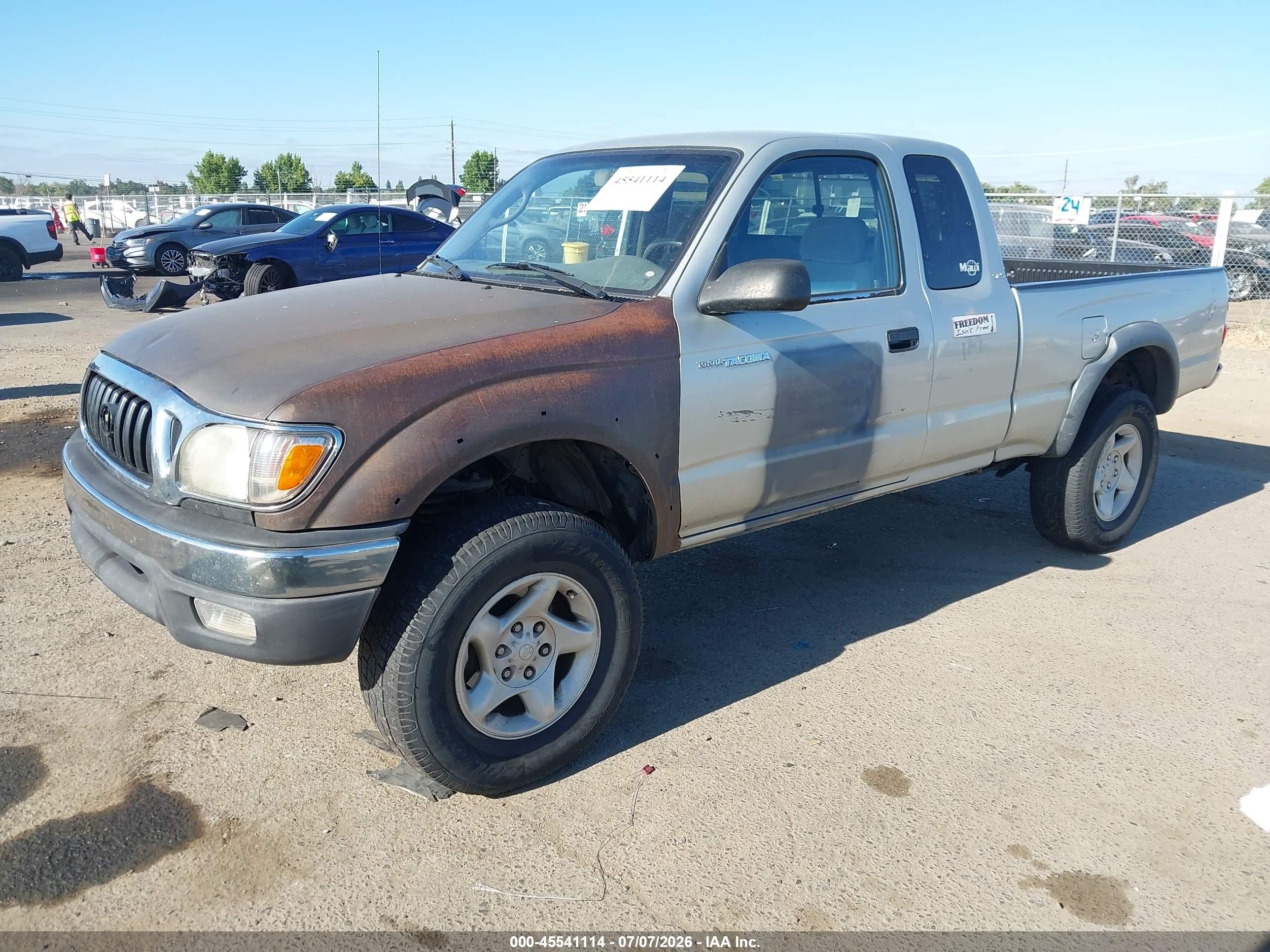 2001 Toyota Tacoma Prerunner Silver vin: 5TESM92N61Z870069