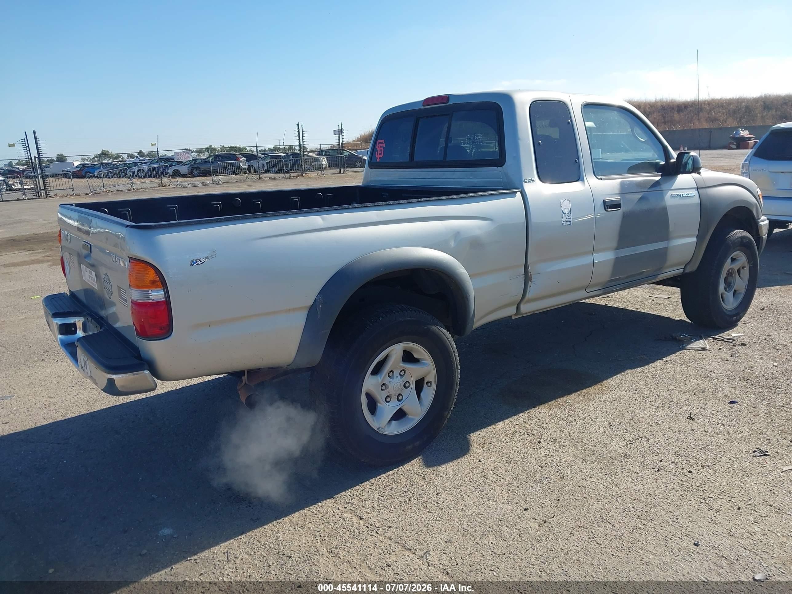 2001 Toyota Tacoma Prerunner Silver vin: 5TESM92N61Z870069