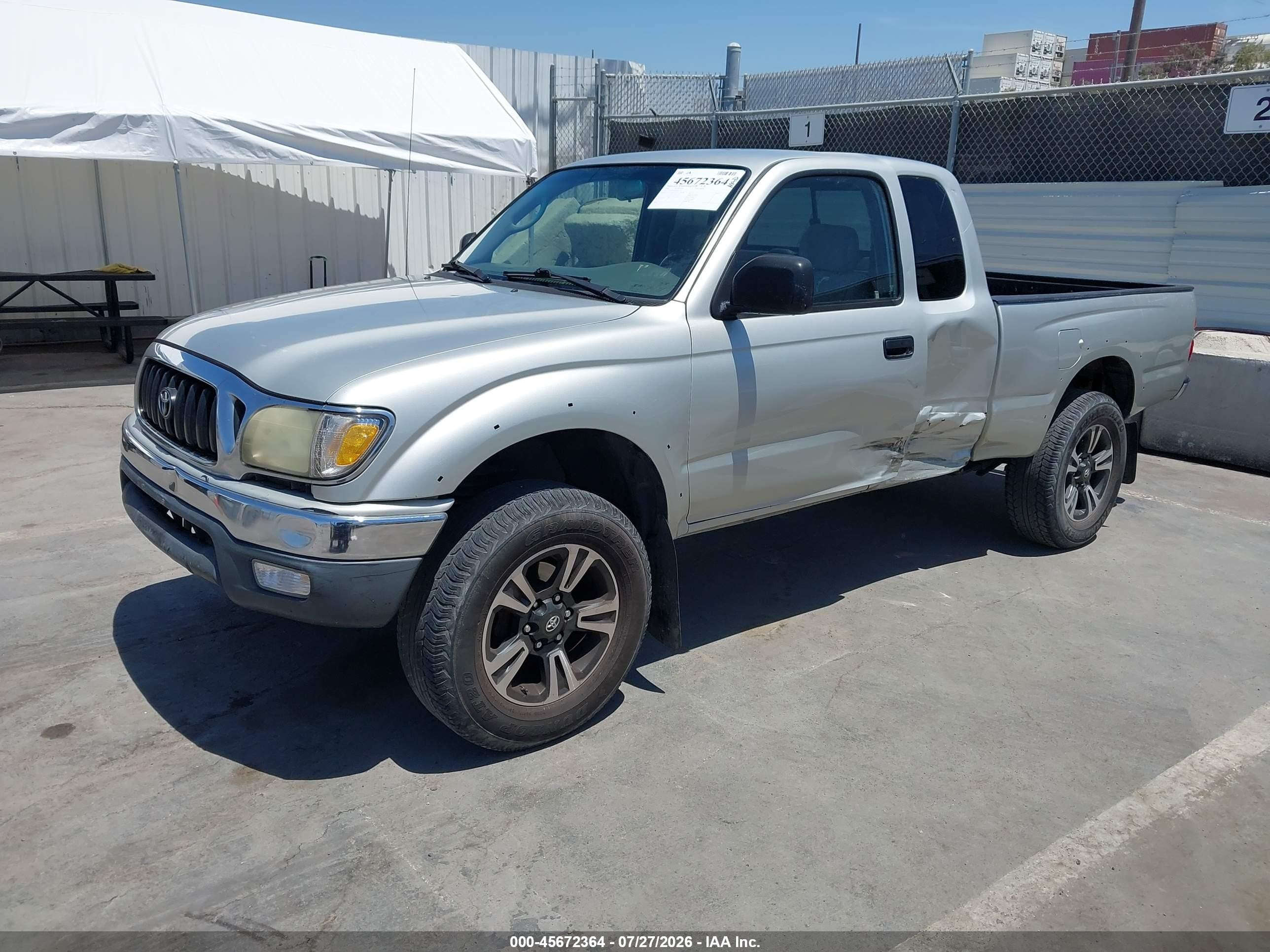 2001 Toyota Tacoma Prerunner Silver vin: 5TESM92N81Z843245