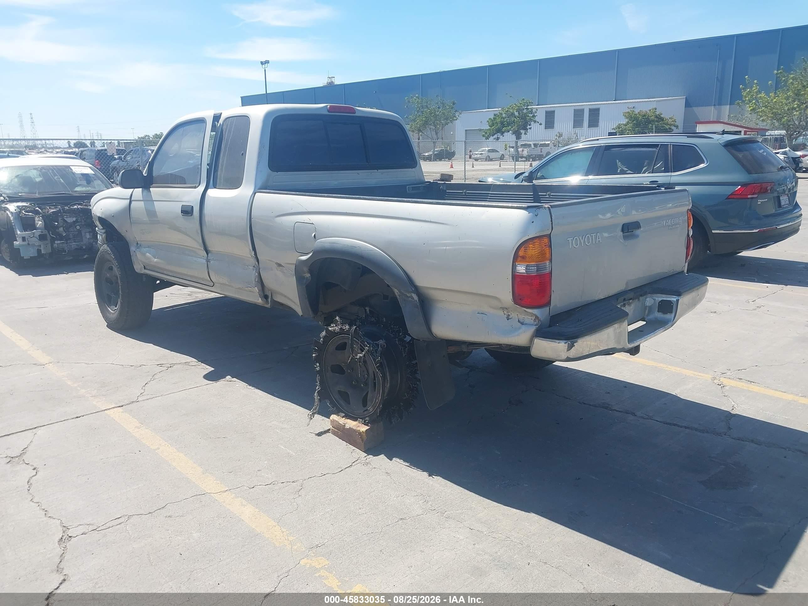 2003 Toyota Tacoma Xtracab Prerunner Silver vin: 5TESM92N93Z228996