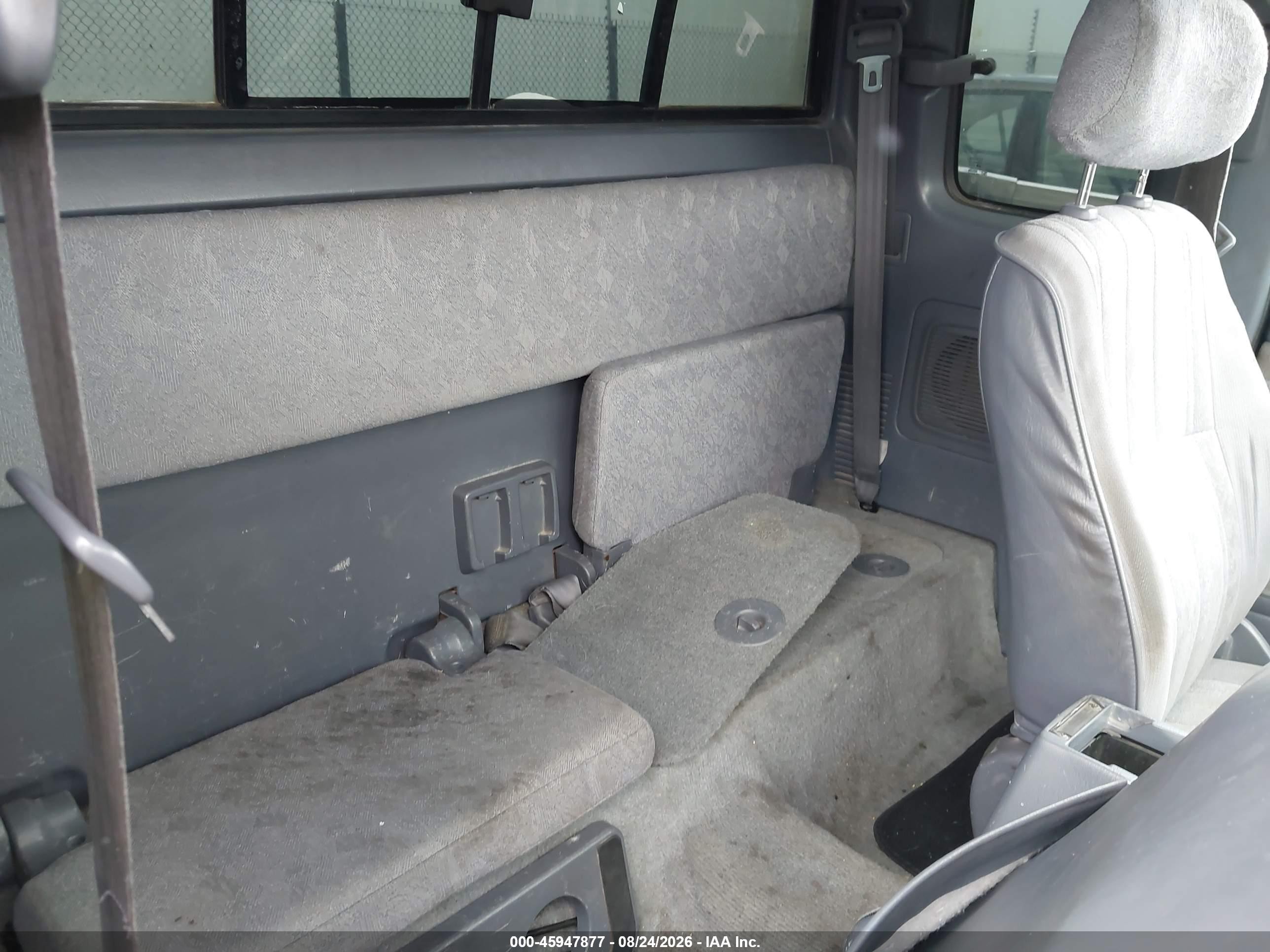 2000 Toyota Tacoma Prerunner Черный vin: 5TESM92N9YZ690725