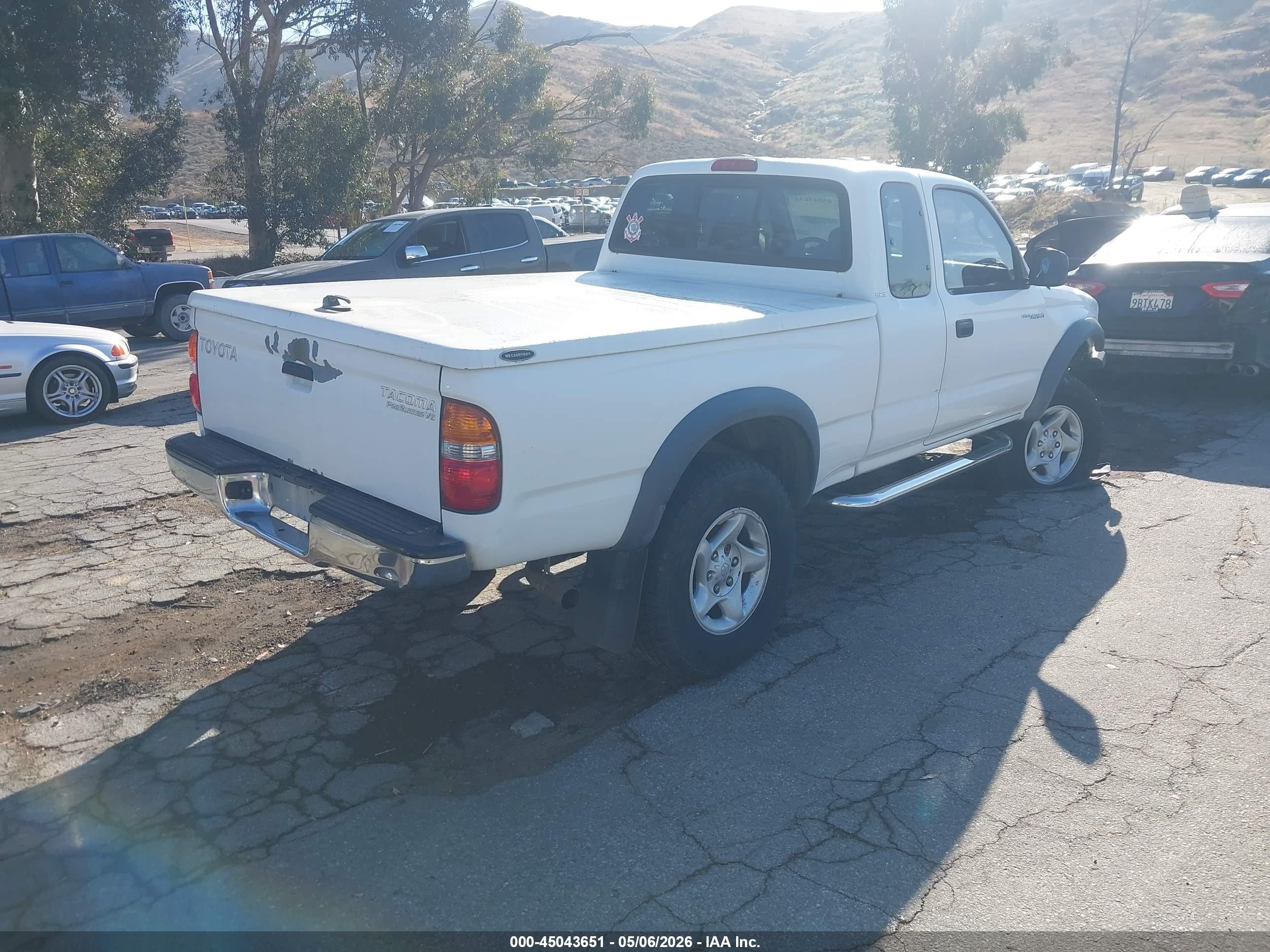 2001 Toyota Tacoma Prerunner V6 Белый vin: 5TESN92N01Z793101