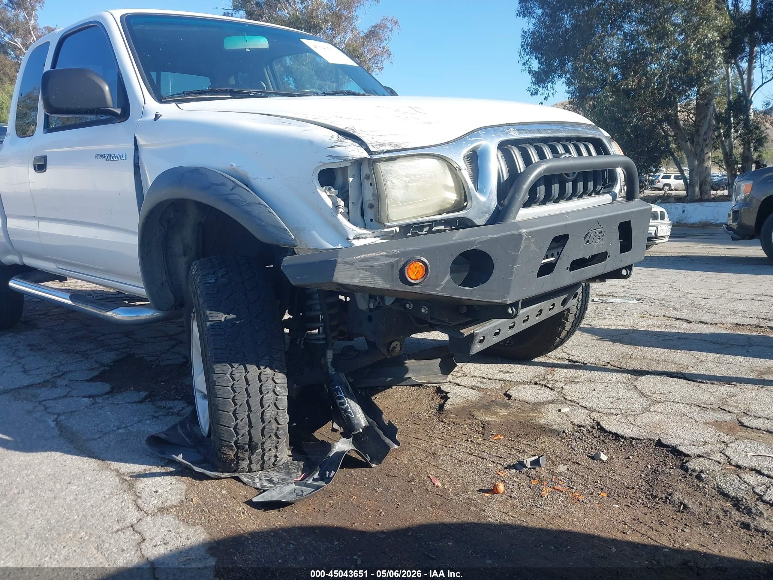 2001 Toyota Tacoma Prerunner V6 Белый vin: 5TESN92N01Z793101