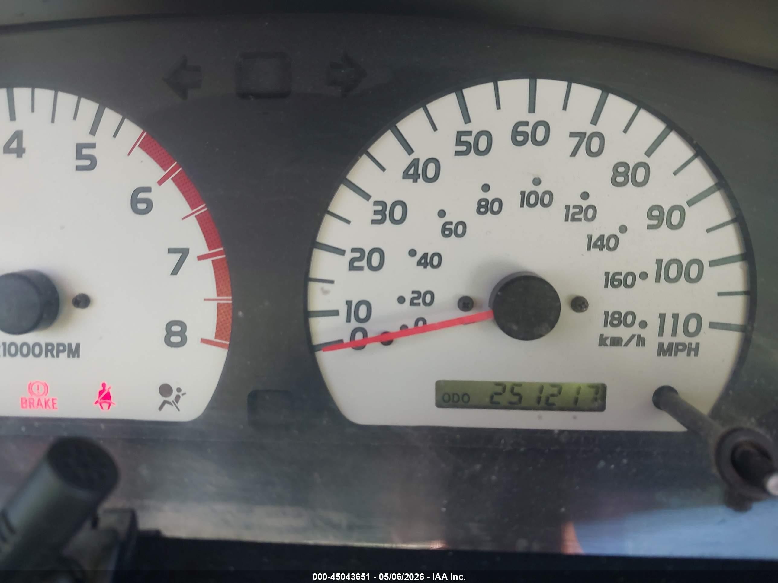 2001 Toyota Tacoma Prerunner V6 Белый vin: 5TESN92N01Z793101