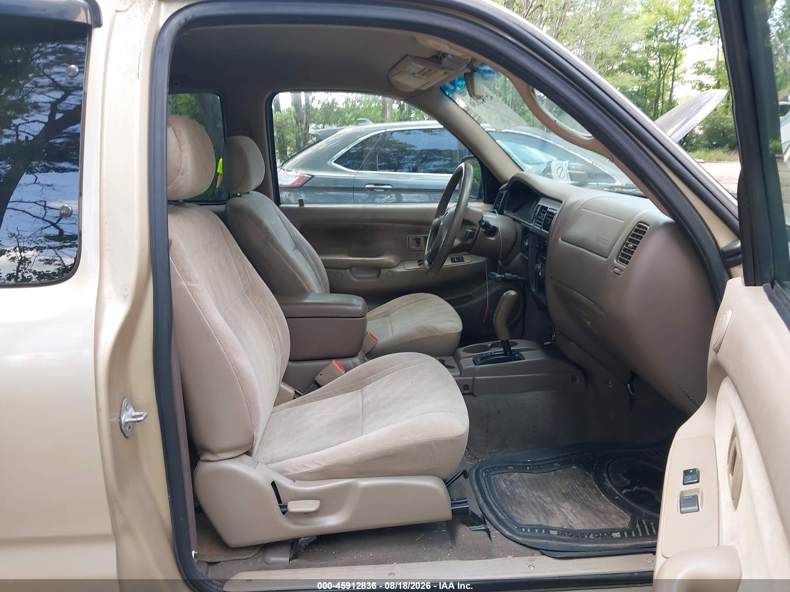 2001 Toyota Tacoma Prerunner V6 Золотой vin: 5TESN92N01Z872090