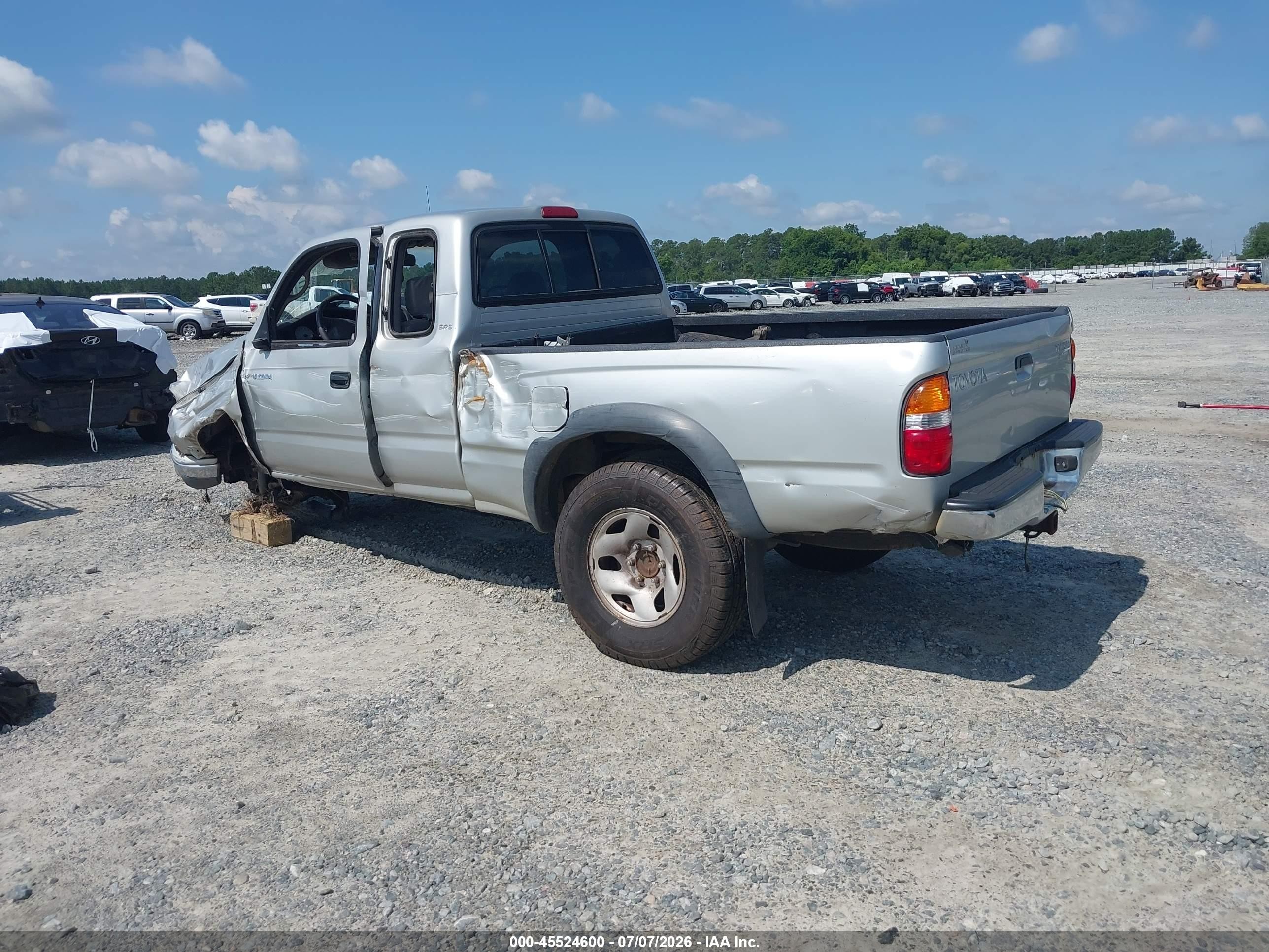 2002 Toyota Tacoma Prerunner V6 Silver vin: 5TESN92N02Z036832