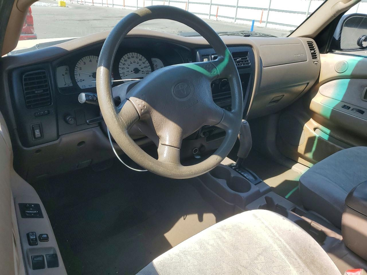 2002 Toyota Tacoma Xtracab Prerunner Gold vin: 5TESN92N02Z106121