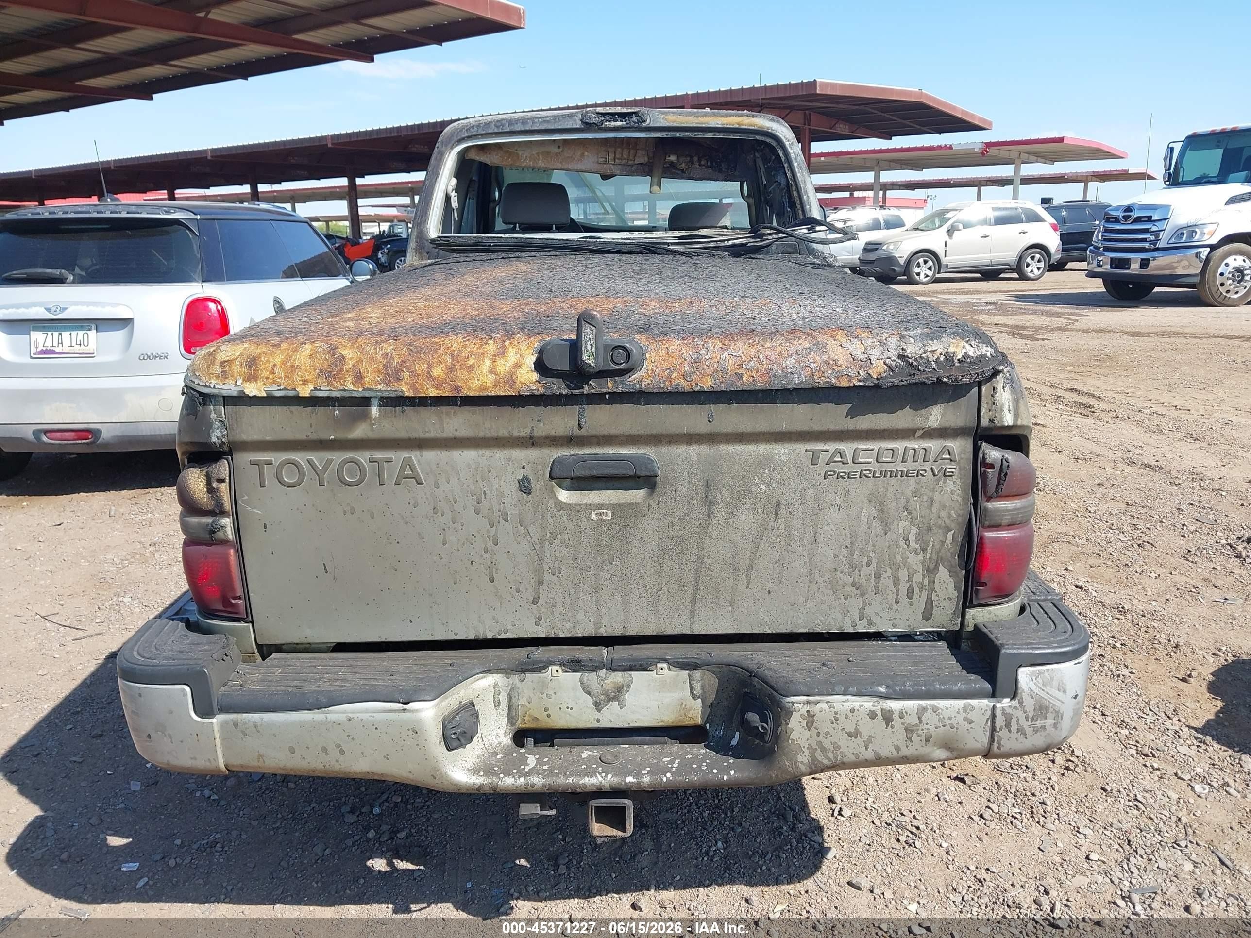 2003 Toyota Tacoma Prerunner V6 Silver vin: 5TESN92N13Z226091