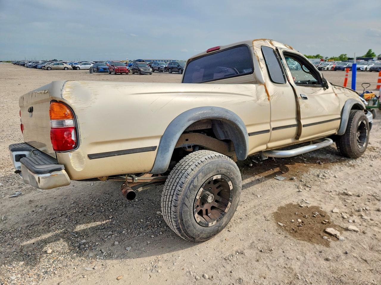 2001 Toyota Tacoma Xtracab Prerunner Gold vin: 5TESN92N21Z758169