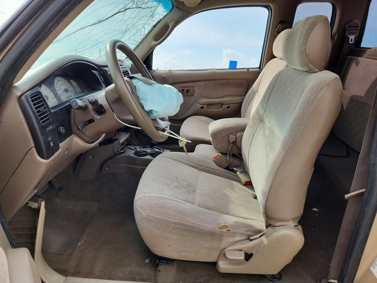 2001 Toyota Tacoma Xtracab Prerunner Gold vin: 5TESN92N21Z758169