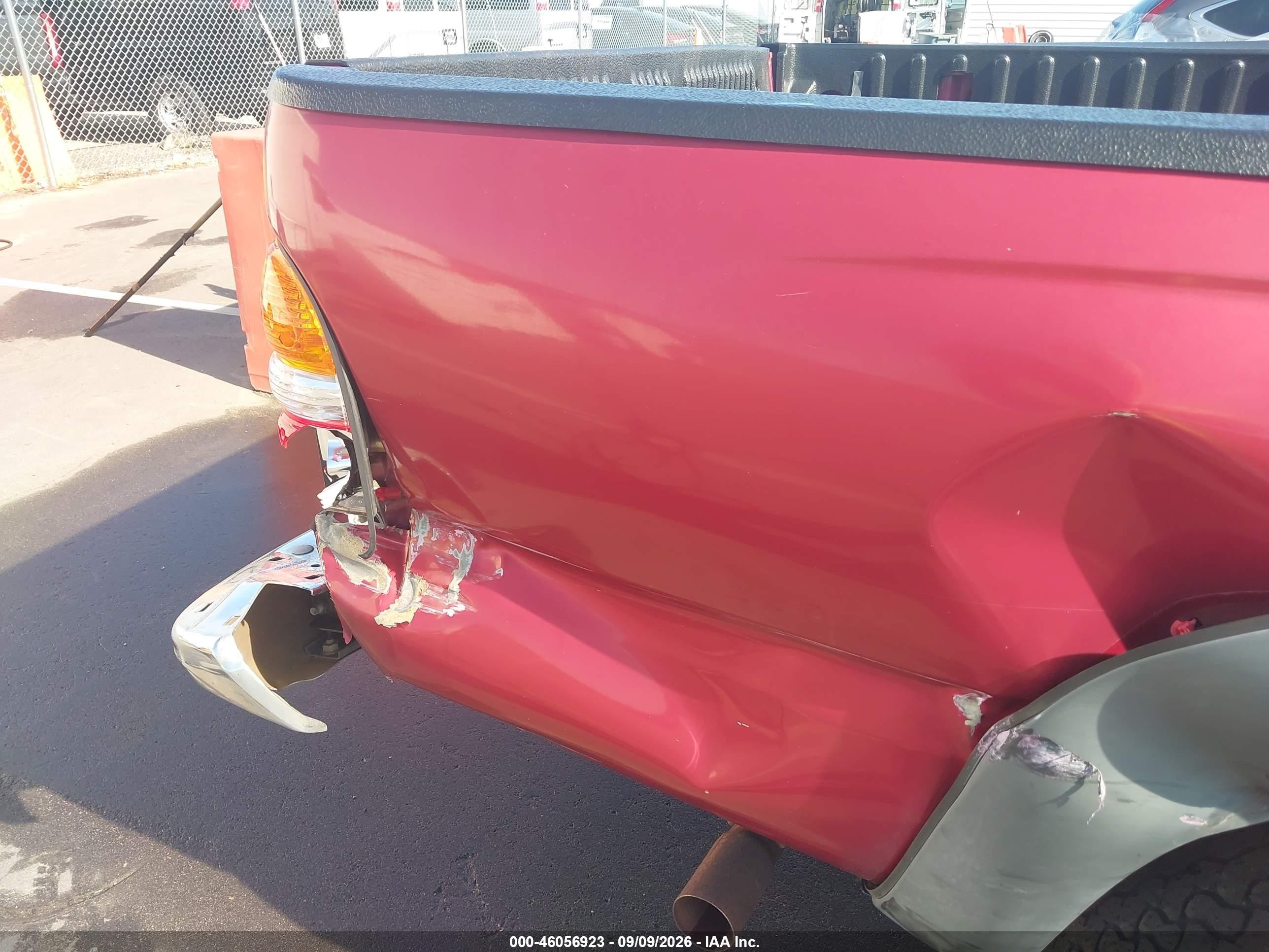 2003 Toyota Tacoma Prerunner V6 Red vin: 5TESN92N23Z158593