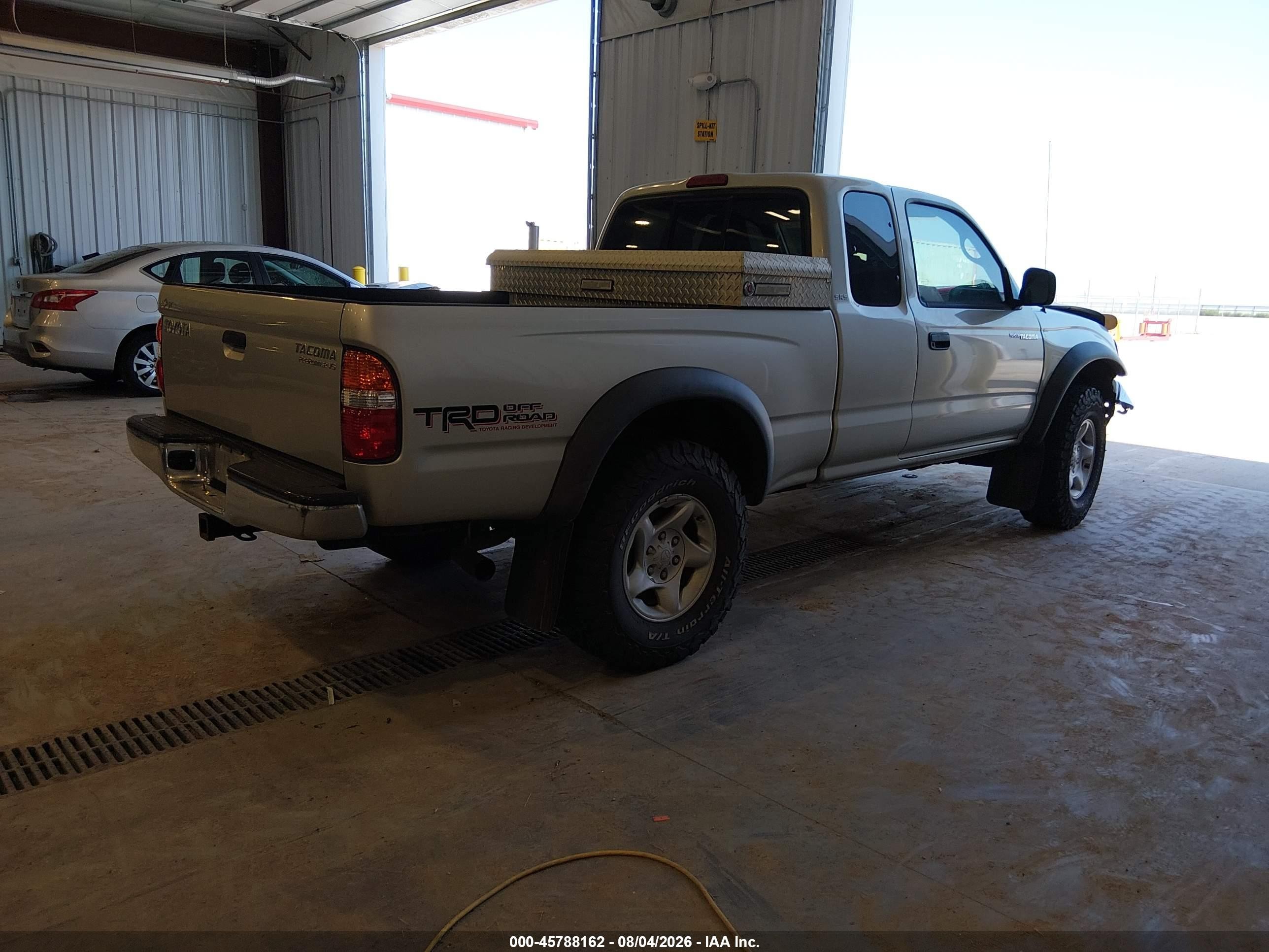 2004 Toyota Tacoma Prerunner V6 Silver vin: 5TESN92N44Z452868