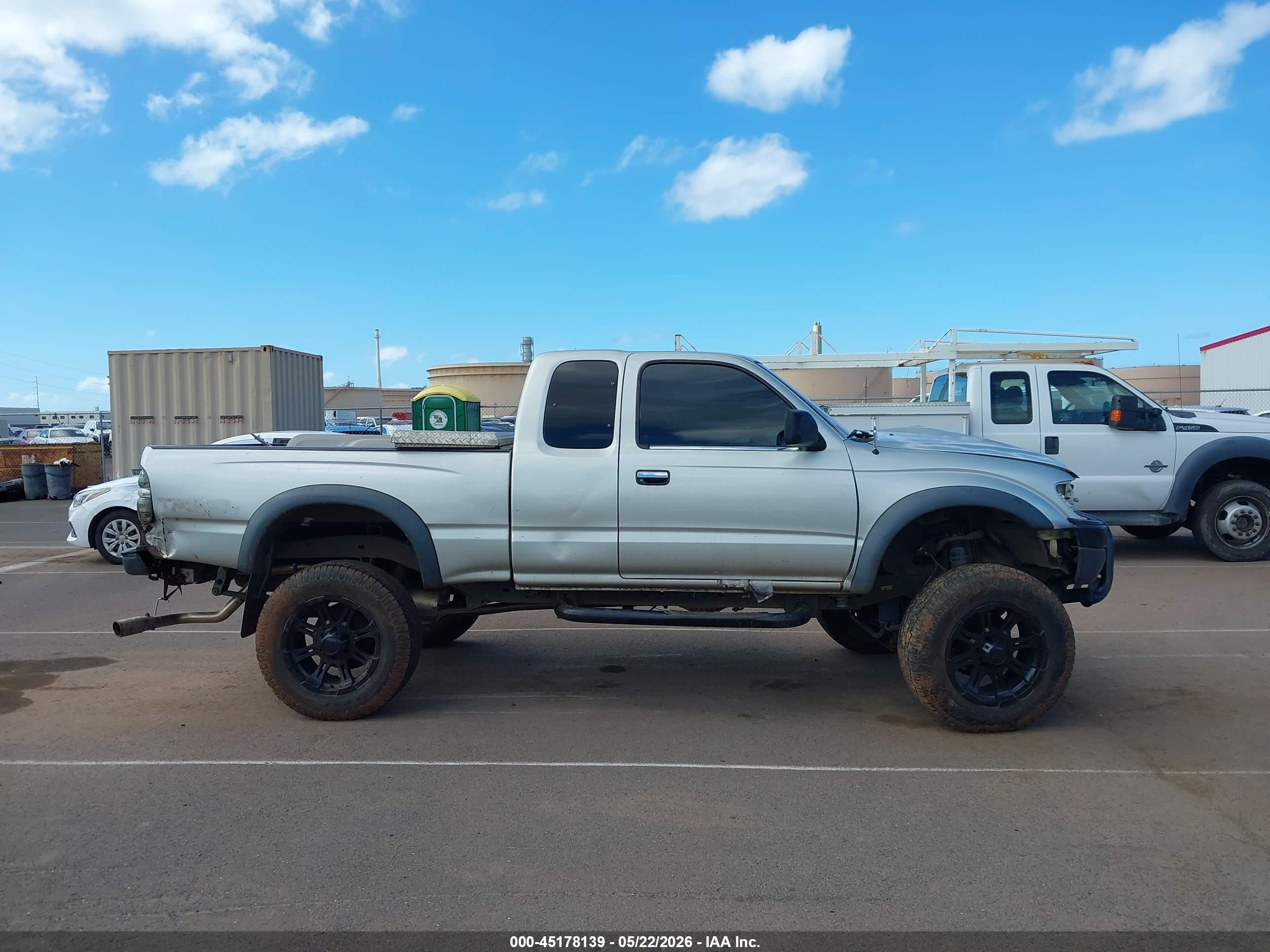 2003 Toyota Tacoma Prerunner V6 Silver vin: 5TESN92N53Z256193