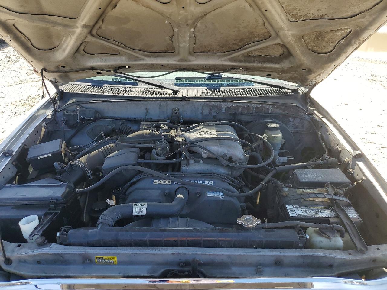 2002 Toyota Tacoma Xtracab Prerunner Silver vin: 5TESN92N62Z078762