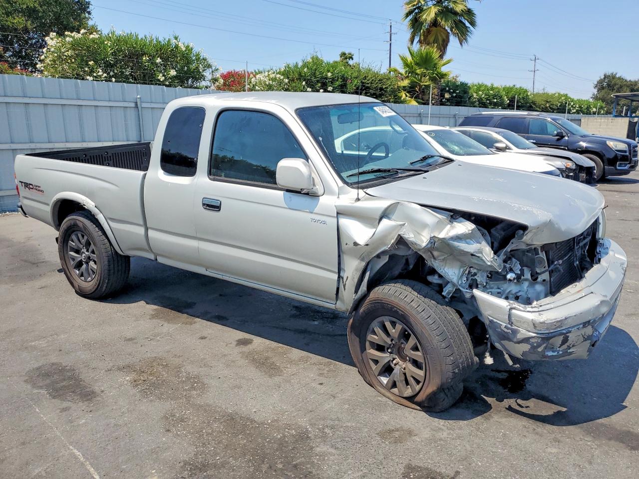 2000 Toyota Tacoma Xtracab Prerunner Gray vin: 5TESN92N7YZ700407